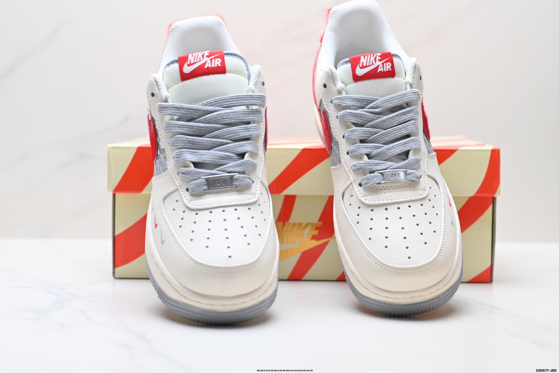 270 NIKE AIR FORCE 1‘07 LV8 XT6998-153
