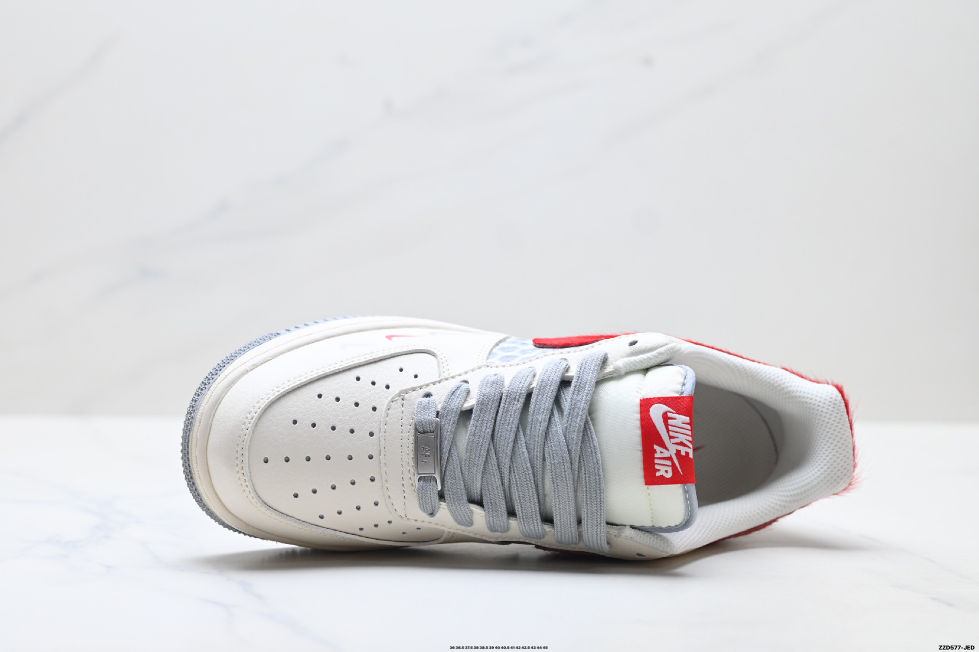 270 NIKE AIR FORCE 1‘07 LV8 XT6998-153