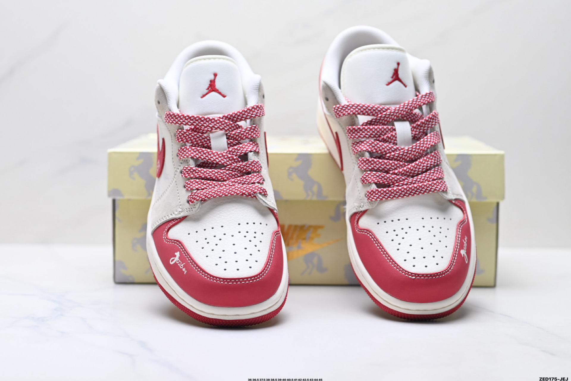 Nike Air Jordan 1 Low AJ1乔1低帮休闲板鞋 JJ5908-002