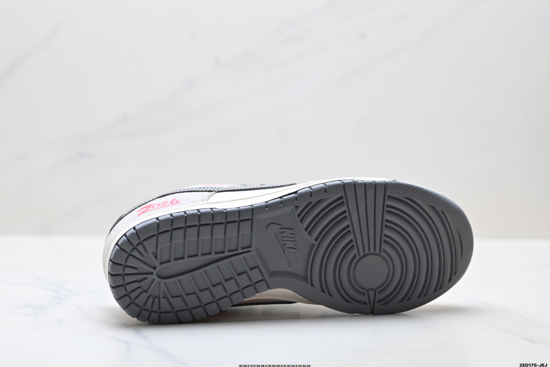 280 Nike Dunk Low Retro ‘DIY高端定制’耐克 低帮休闲运动板鞋 DX2688-010-Chinese UA Cheap High Quatity Brand Clothes Bags handbags Sneakers wholesale wholesaler seller from China Factory suppliers Fashion Clothing Shoes best Quality Beautiful Price 280 Nike Dunk Low Retro ‘DIY高端定制’耐克 低帮休闲运动板鞋 DX2688-010