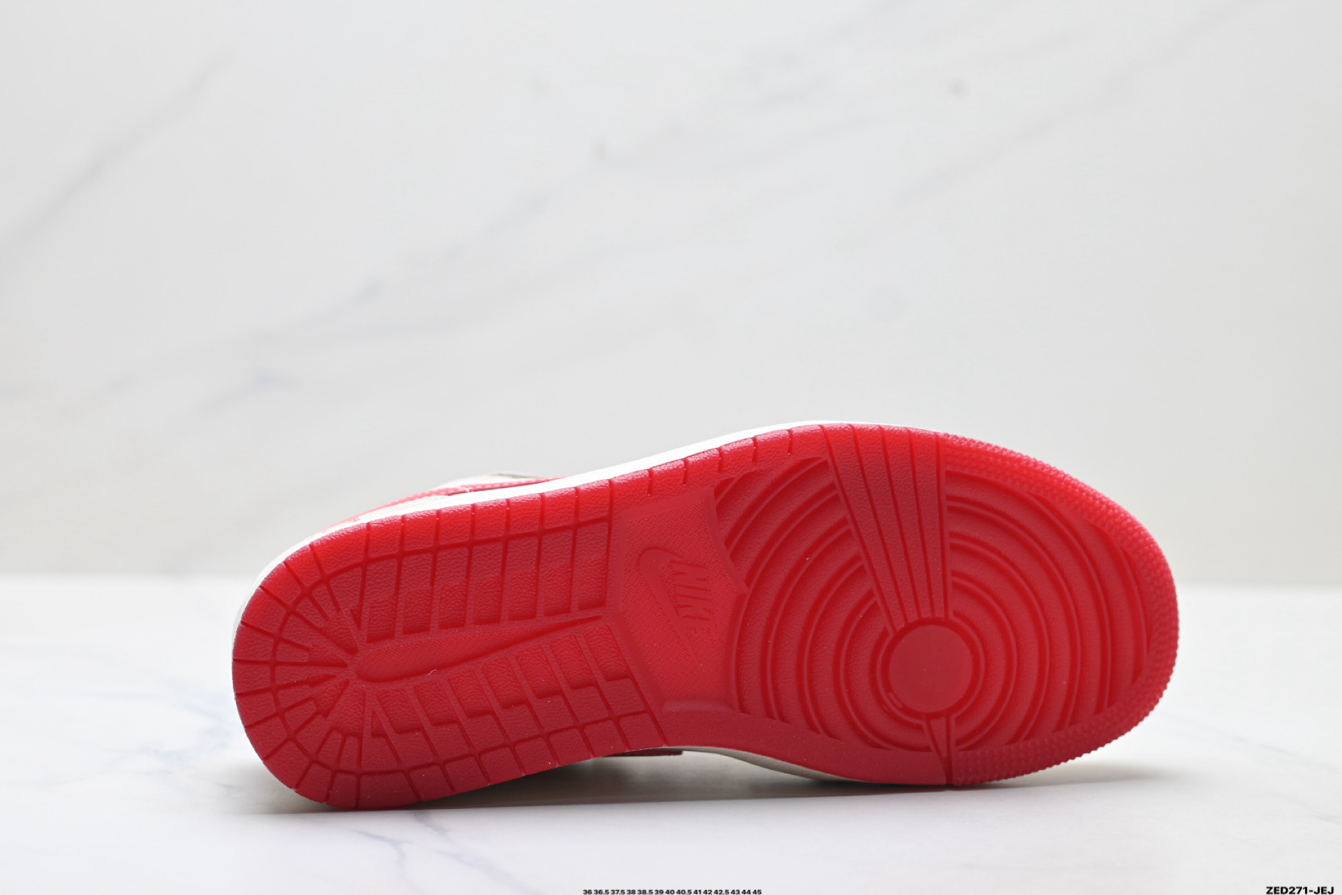 Nike Air Jordan 1 Low AJ1乔1低帮休闲板鞋 JY6988-139