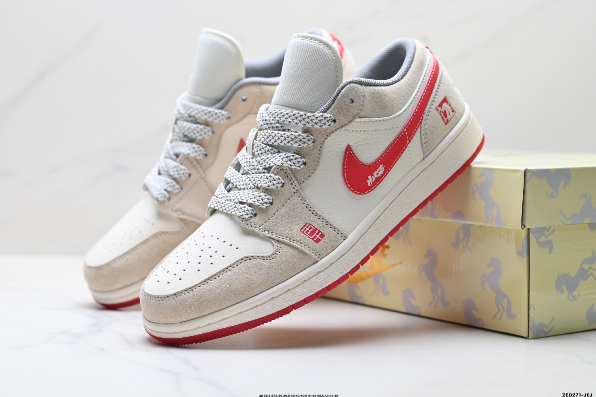 Nike Air Jordan 1 Low AJ1乔1低帮休闲板鞋 JY6988-139