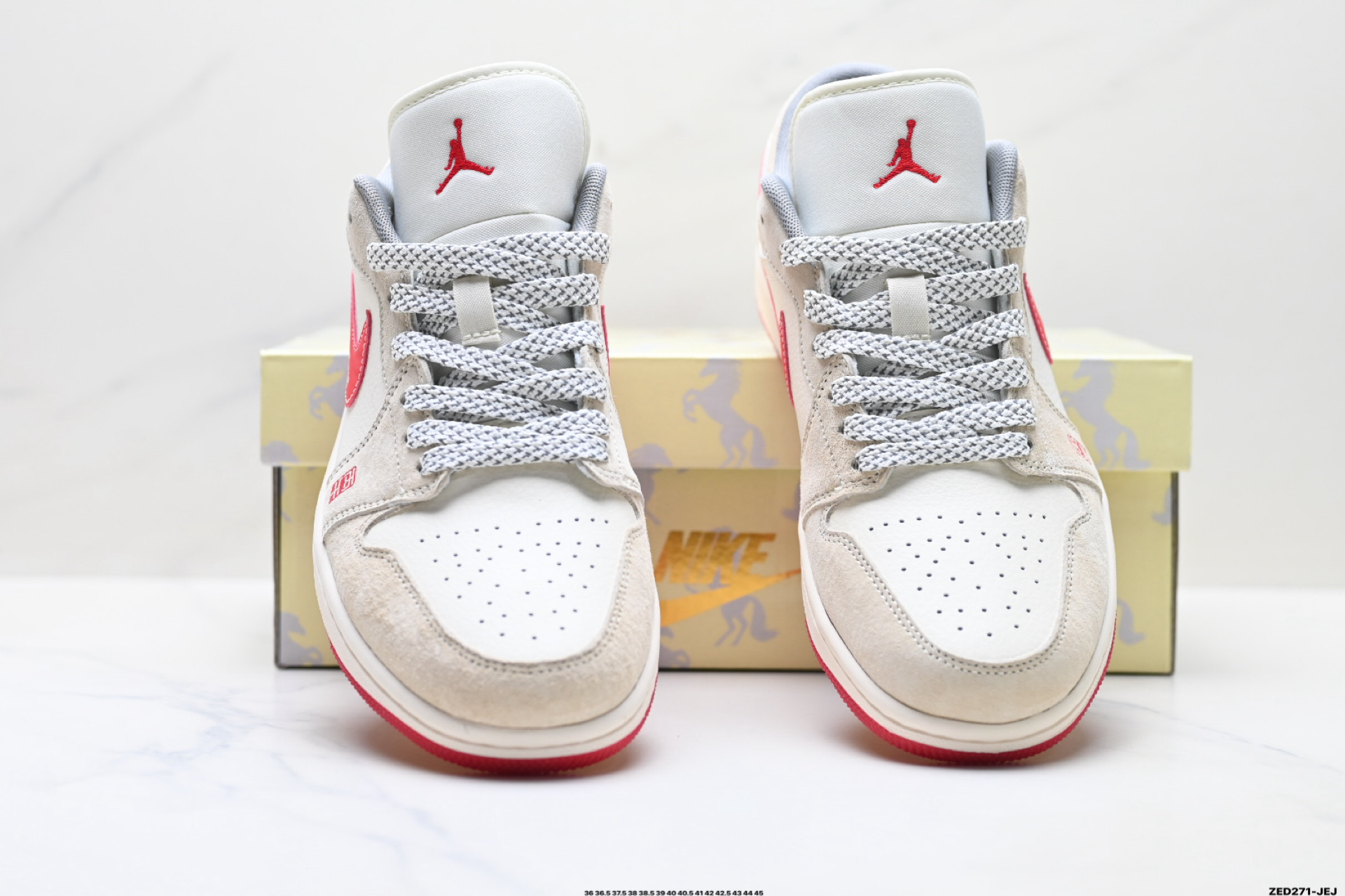 Nike Air Jordan 1 Low AJ1乔1低帮休闲板鞋 JY6988-139
