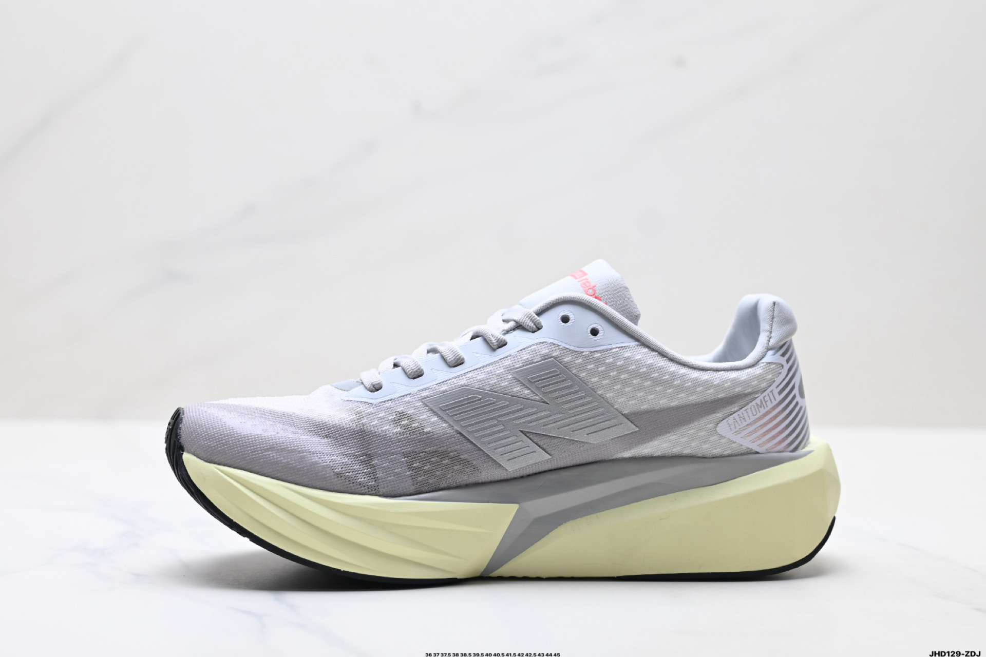 New Balance 新百伦FuelCell 简约 织物 网布防滑耐磨透气轻便 低帮 马拉松跑步鞋 MFCXLD5-Top High Quatity Cheap Sneakers Fashion Clothing Clothes Bags handbags Shoes of all Brand wholesale With The best Quality And Beautiful Price from China Factory Chinese suppliers wholesaler seller New Balance 新百伦FuelCell 简约 织物 网布防滑耐磨透气轻便 低帮 马拉松跑步鞋 MFCXLD5