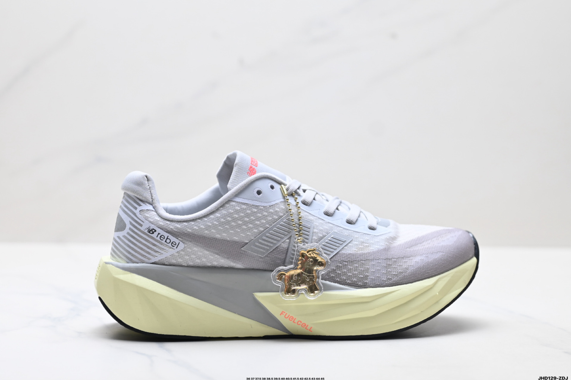 _dgh9skl8DXuXV74o6idrIVGW6qb9fQourcuyptQ