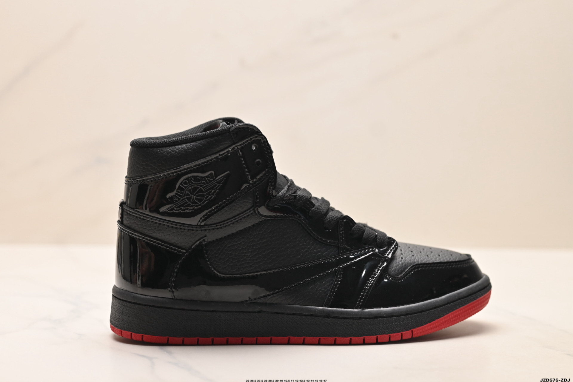 _dV79sf_l3mmRlLmv_1fp_hNeQwF9dlUcwToKfWw