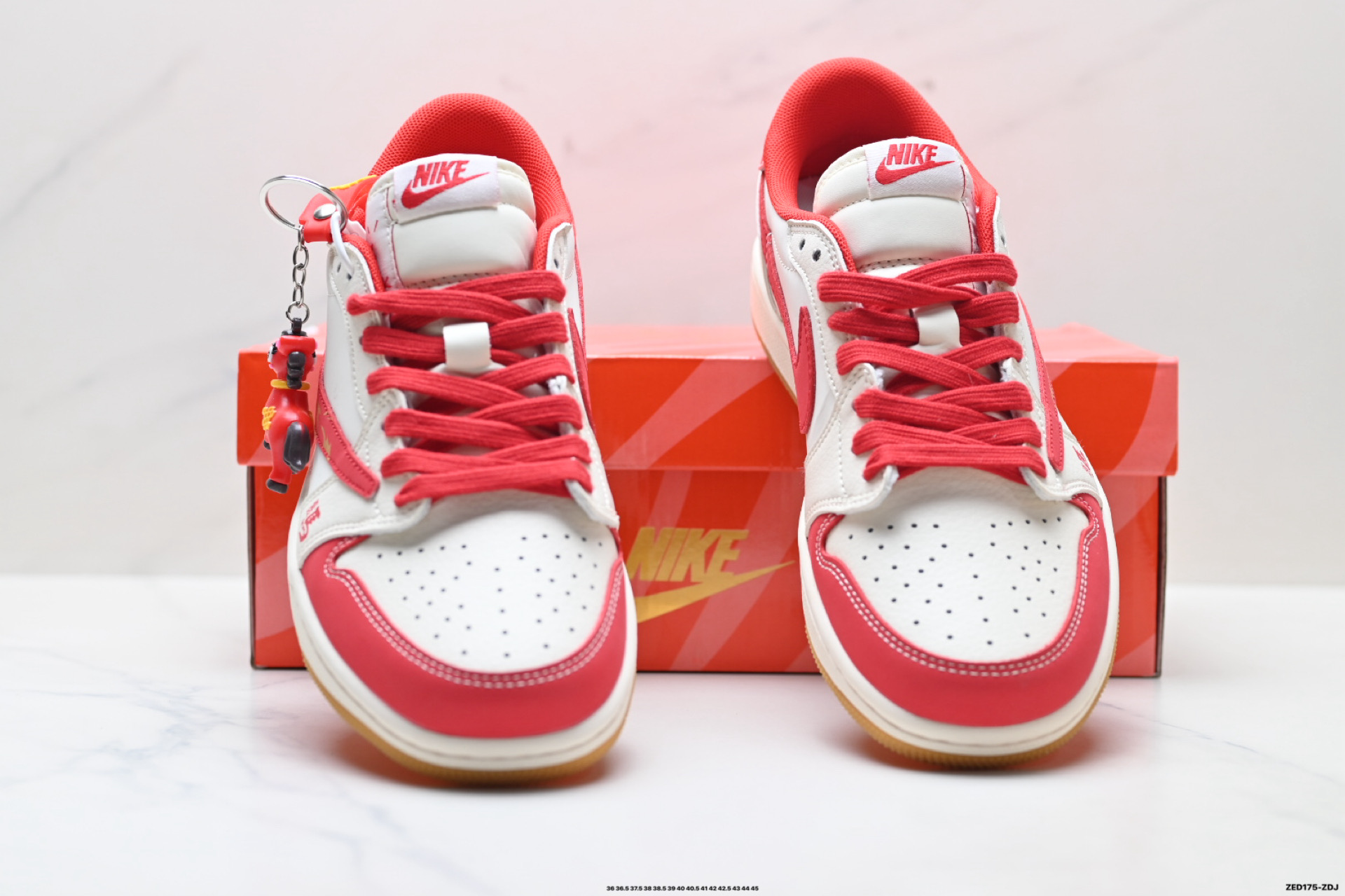 Nike Air Jordan 1 x Travis Scott AJ1倒勾 乔一倒钩 ‘DIY’定制 耐克 低帮文化篮球鞋 ZH2598-902-Top High Quatity Cheap Sneakers Fashion Clothing Clothes Bags handbags Shoes of all Brand wholesale With The best Quality And Beautiful Price from China Factory Chinese suppliers wholesaler seller Nike Air Jordan 1 x Travis Scott AJ1倒勾 乔一倒钩 ‘DIY’定制 耐克 低帮文化篮球鞋 ZH2598-902