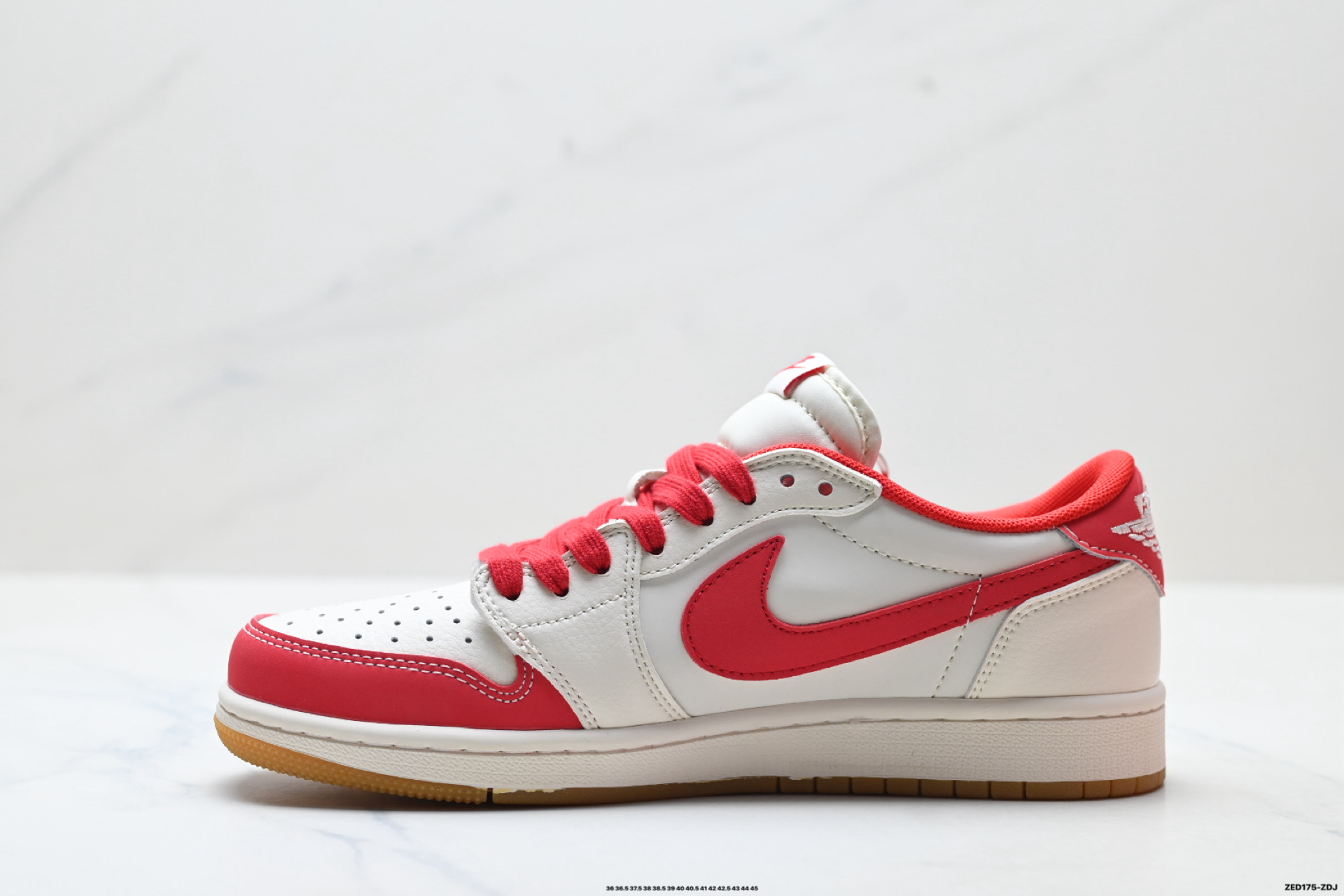 Nike Air Jordan 1 x Travis Scott AJ1倒勾 乔一倒钩 ‘DIY’定制 耐克 低帮文化篮球鞋 ZH2598-902-Top High Quatity Cheap Sneakers Fashion Clothing Clothes Bags handbags Shoes of all Brand wholesale With The best Quality And Beautiful Price from China Factory Chinese suppliers wholesaler seller Nike Air Jordan 1 x Travis Scott AJ1倒勾 乔一倒钩 ‘DIY’定制 耐克 低帮文化篮球鞋 ZH2598-902