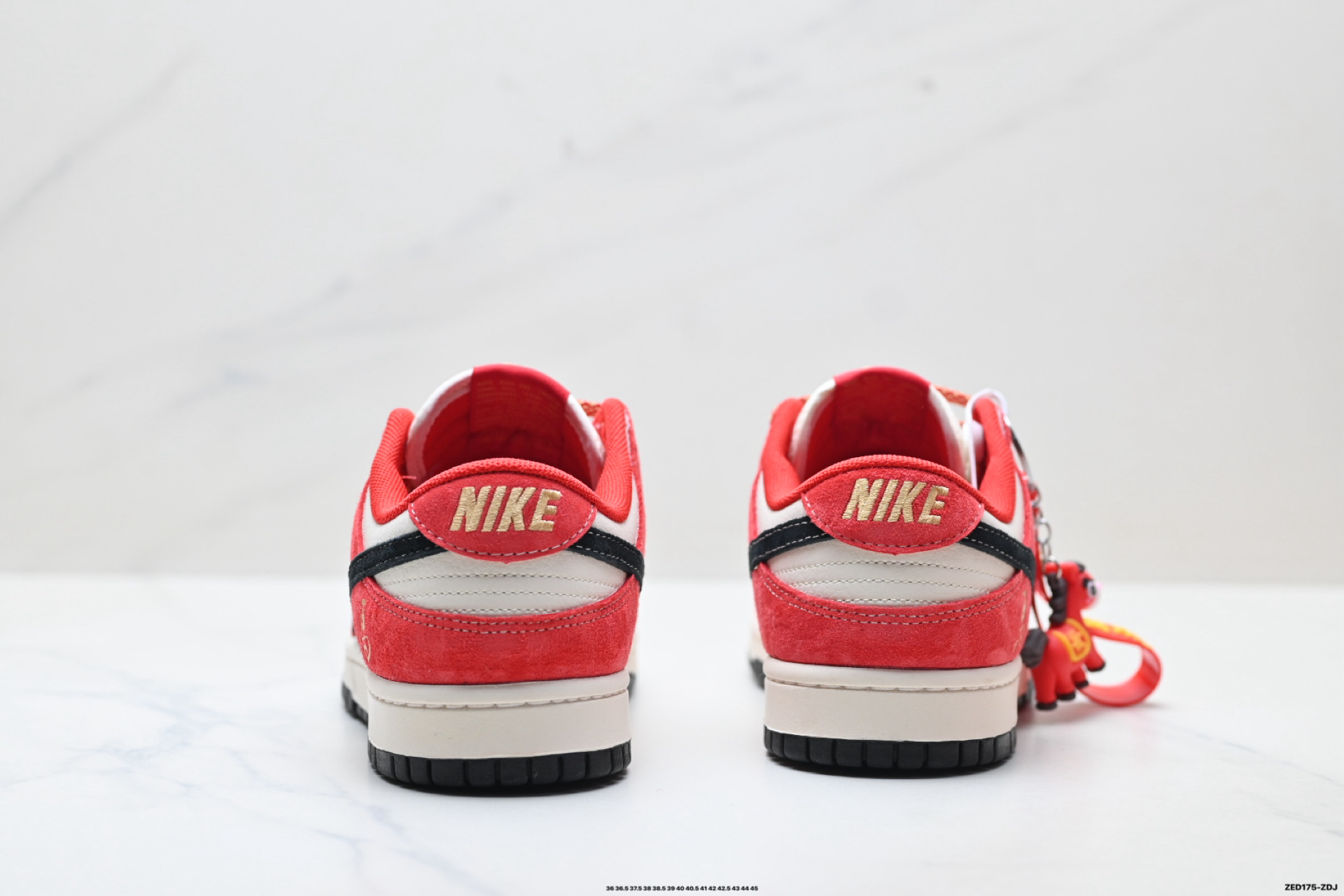 280 Nike Dunk Low Retro ‘DIY高端定制’耐克 低帮休闲运动板鞋 CX5050-Y75-Chinese UA Cheap High Quatity Brand Clothes Bags handbags Sneakers wholesale wholesaler seller from China Factory suppliers Fashion Clothing Shoes best Quality Beautiful Price 280 Nike Dunk Low Retro ‘DIY高端定制’耐克 低帮休闲运动板鞋 CX5050-Y75