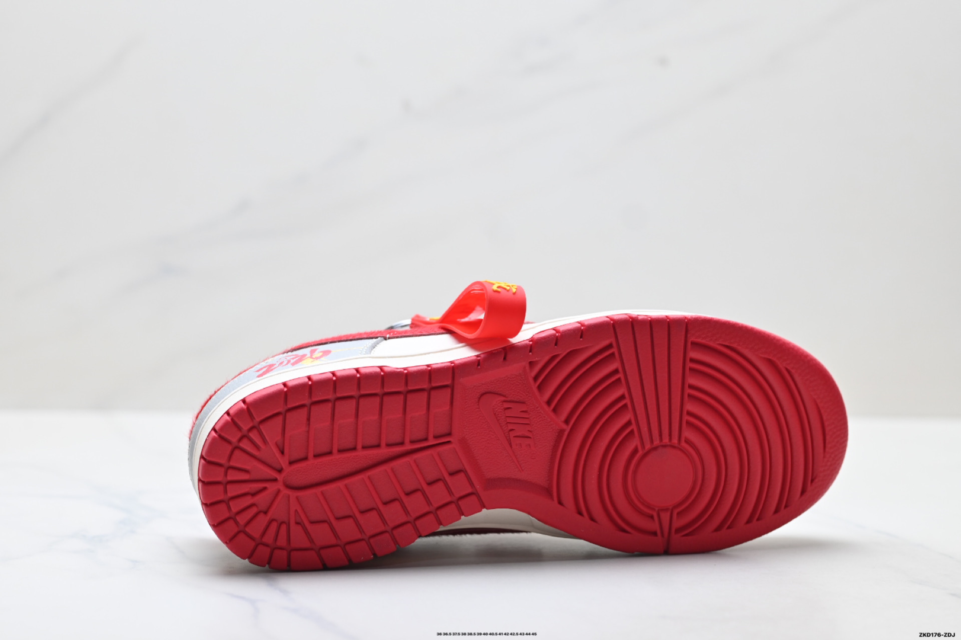 290 Nike Dunk Low Retro ‘DIY高端定制’耐克 低帮休闲运动板鞋 MZ9588-857-Chinese UA Cheap High Quatity Brand Clothes Bags handbags Sneakers wholesale wholesaler seller from China Factory suppliers Fashion Clothing Shoes best Quality Beautiful Price 290 Nike Dunk Low Retro ‘DIY高端定制’耐克 低帮休闲运动板鞋 MZ9588-857
