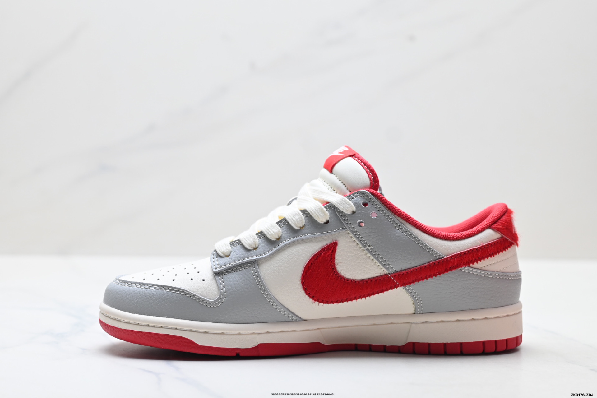 290 Nike Dunk Low Retro ‘DIY高端定制’耐克 低帮休闲运动板鞋 MZ9588-857-Chinese UA Cheap High Quatity Brand Clothes Bags handbags Sneakers wholesale wholesaler seller from China Factory suppliers Fashion Clothing Shoes best Quality Beautiful Price 290 Nike Dunk Low Retro ‘DIY高端定制’耐克 低帮休闲运动板鞋 MZ9588-857