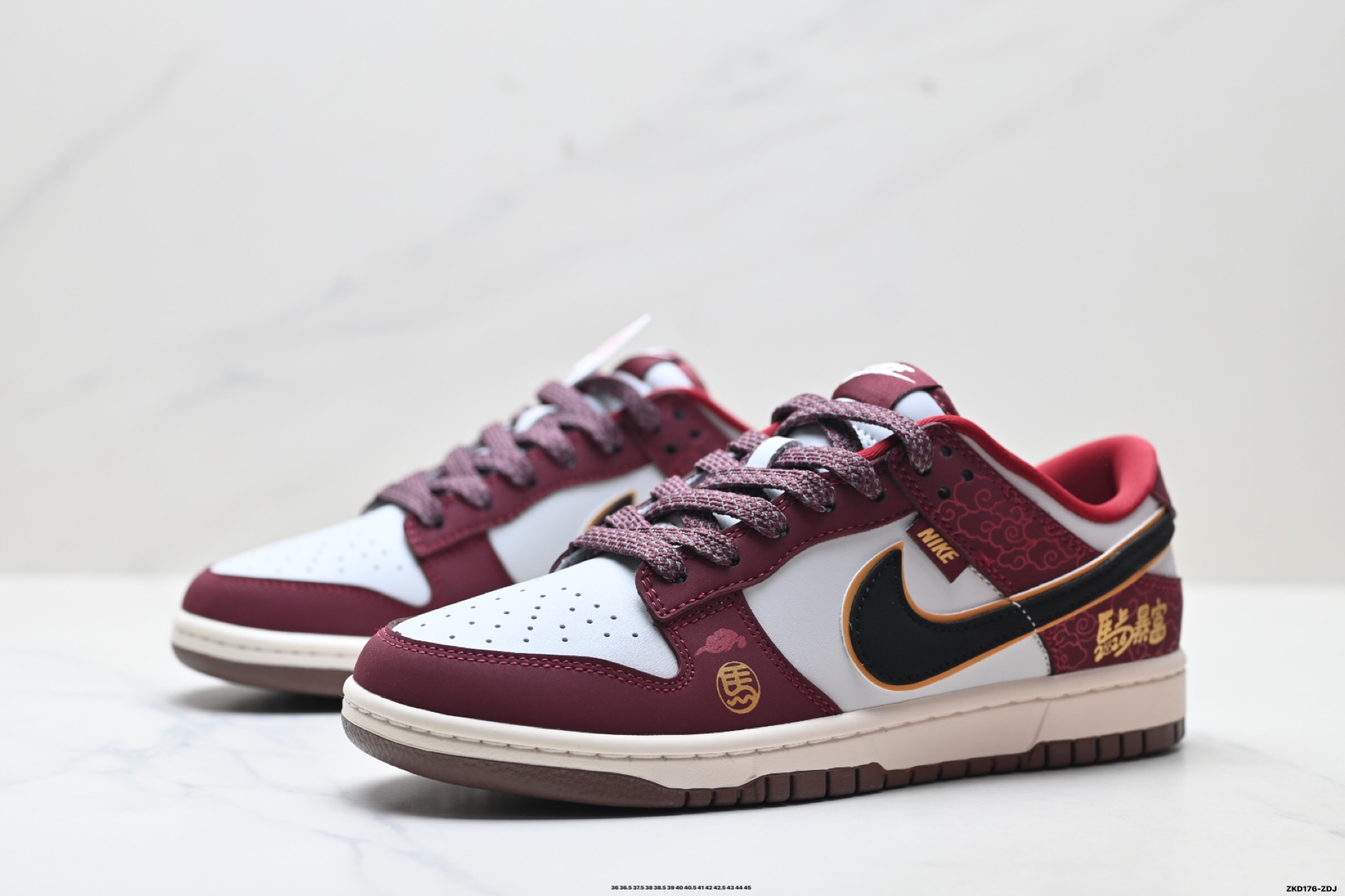 290 Nike Dunk Low Retro ‘DIY高端定制’耐克 低帮休闲运动板鞋 QW5288-108-Chinese UA Cheap High Quatity Brand Clothes Bags handbags Sneakers wholesale wholesaler seller from China Factory suppliers Fashion Clothing Shoes best Quality Beautiful Price 290 Nike Dunk Low Retro ‘DIY高端定制’耐克 低帮休闲运动板鞋 QW5288-108