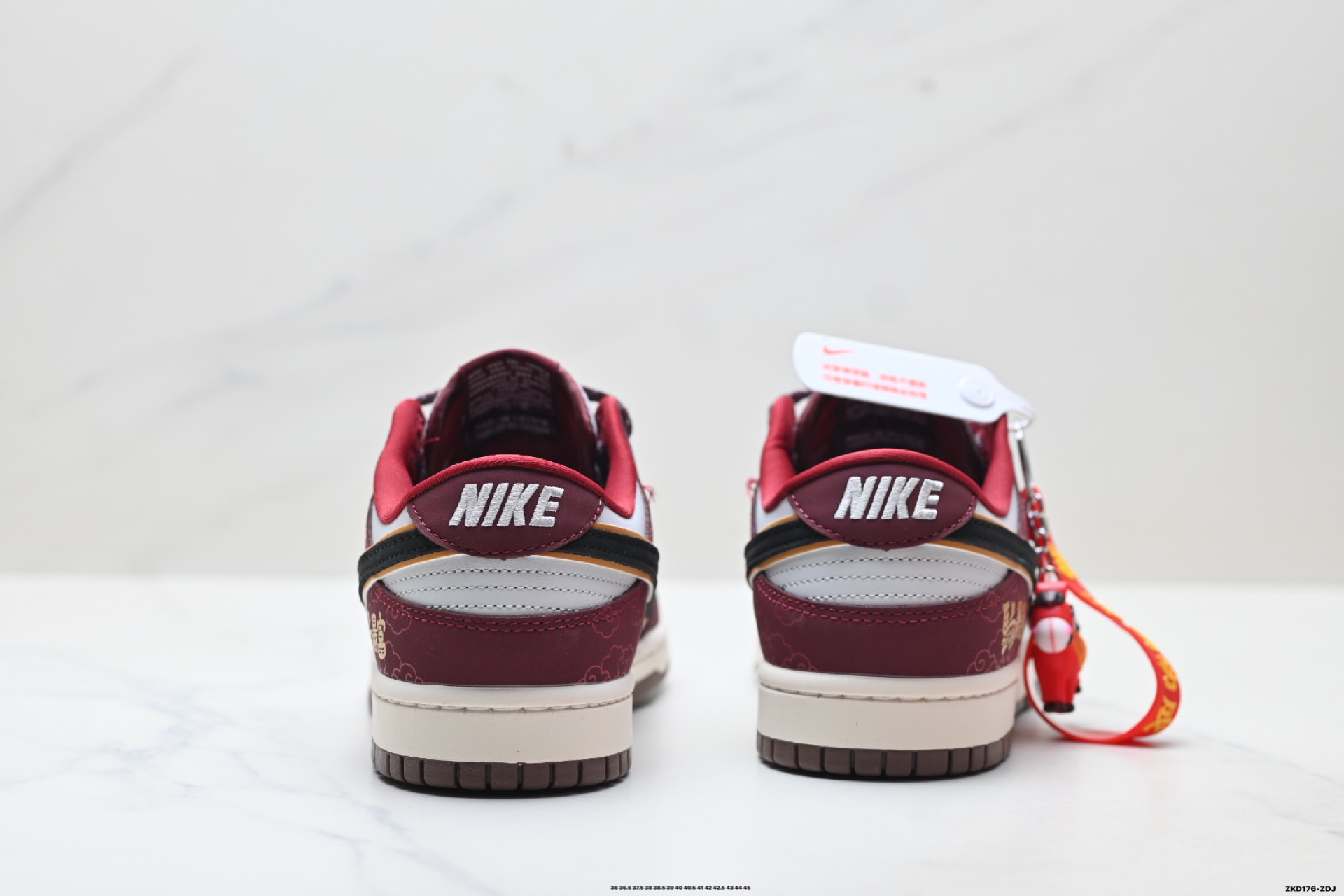 290 Nike Dunk Low Retro ‘DIY高端定制’耐克 低帮休闲运动板鞋 QW5288-108-Chinese UA Cheap High Quatity Brand Clothes Bags handbags Sneakers wholesale wholesaler seller from China Factory suppliers Fashion Clothing Shoes best Quality Beautiful Price 290 Nike Dunk Low Retro ‘DIY高端定制’耐克 低帮休闲运动板鞋 QW5288-108