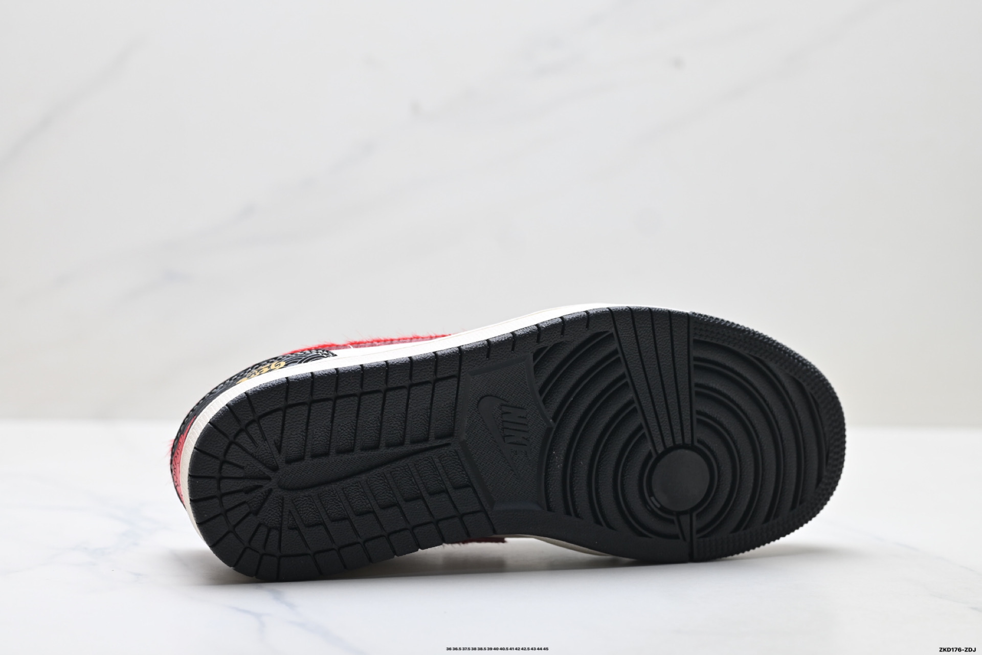 Nike Air Jordan 1 Low AJ1乔1低帮休闲板鞋 MZ9588-843-Top High Quatity Cheap Sneakers Fashion Clothing Clothes Bags handbags Shoes of all Brand wholesale With The best Quality And Beautiful Price from China Factory Chinese suppliers wholesaler seller Nike Air Jordan 1 Low AJ1乔1低帮休闲板鞋 MZ9588-843