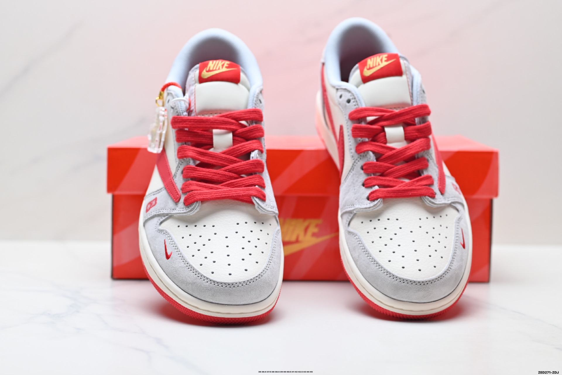 Nike Air Jordan 1 x Travis Scott AJ1倒勾 乔一倒钩 ‘DIY’定制 耐克 低帮文化篮球鞋 QW5288-141