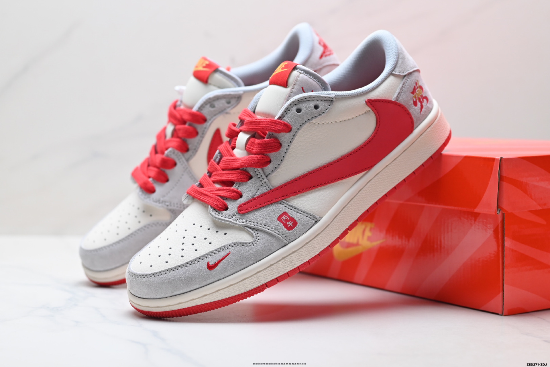 Nike Air Jordan 1 x Travis Scott AJ1倒勾 乔一倒钩 ‘DIY’定制 耐克 低帮文化篮球鞋 QW5288-141