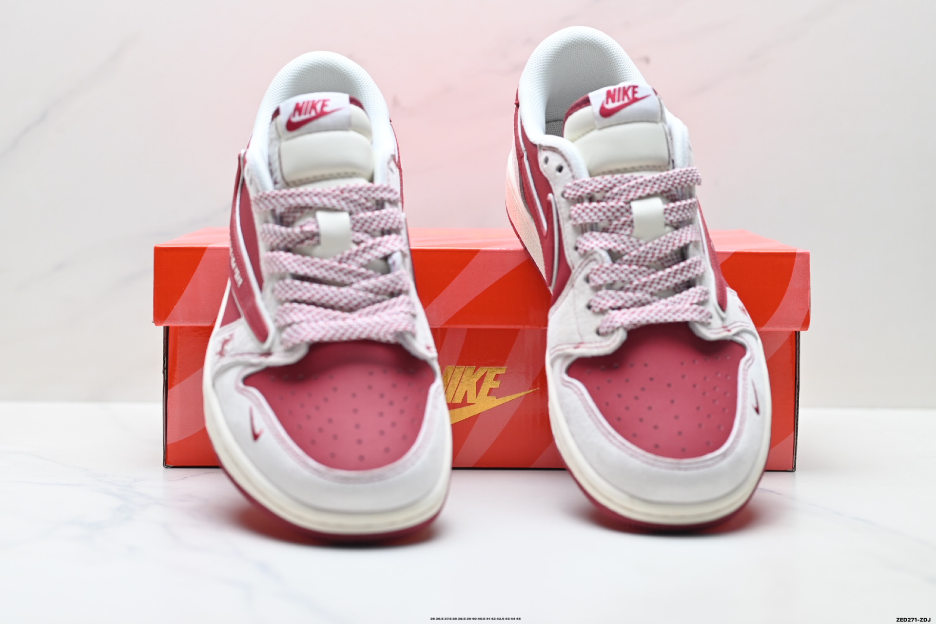 Nike Air Jordan 1 x Travis Scott AJ1倒勾 乔一倒钩 ‘DIY’定制 耐克 低帮文化篮球鞋 JP2076-160-Top High Quatity Cheap Sneakers Fashion Clothing Clothes Bags handbags Shoes of all Brand wholesale With The best Quality And Beautiful Price from China Factory Chinese suppliers wholesaler seller Nike Air Jordan 1 x Travis Scott AJ1倒勾 乔一倒钩 ‘DIY’定制 耐克 低帮文化篮球鞋 JP2076-160