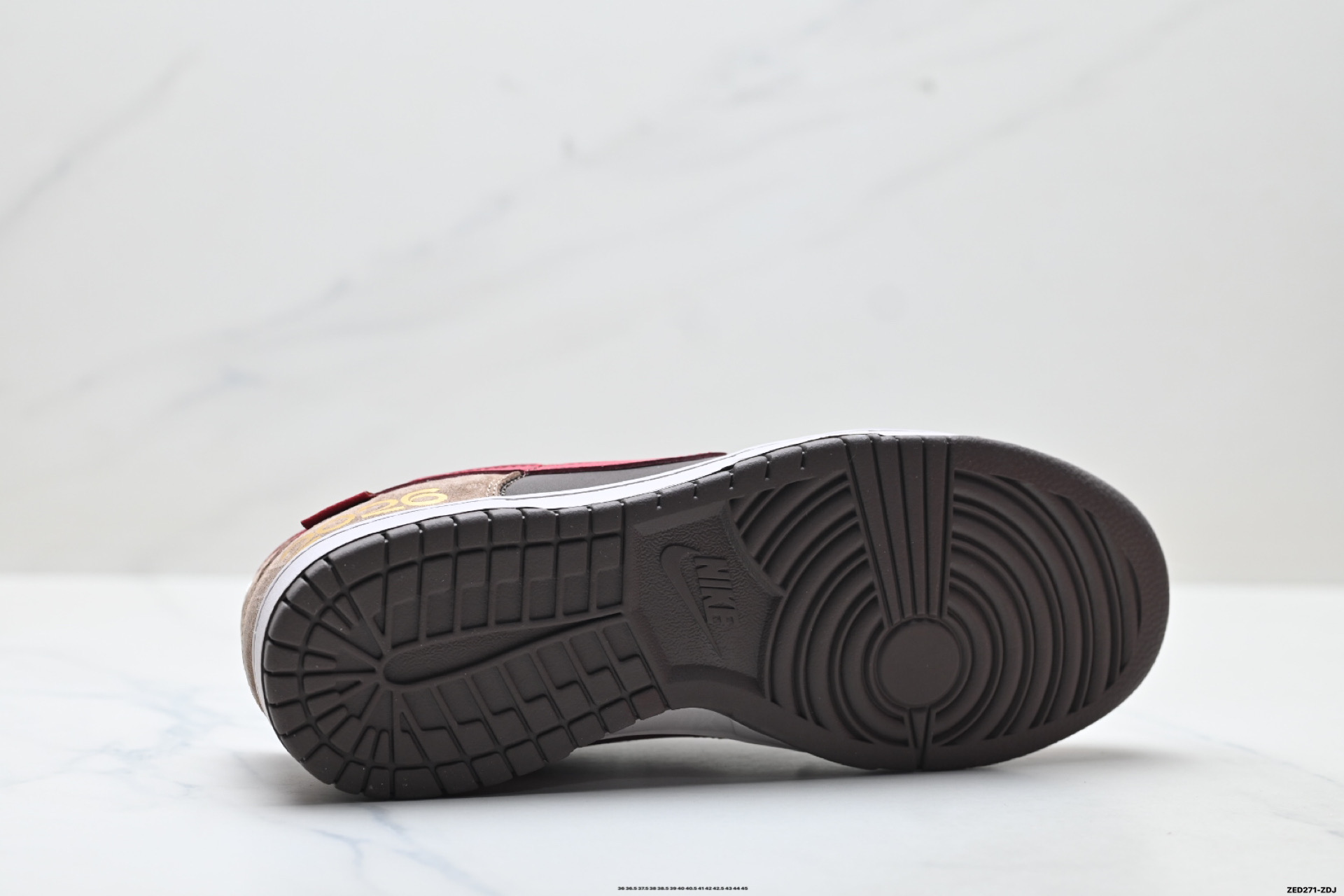 Nike Dunk Low Retro ‘DIY高端定制’耐克 低帮休闲运动板鞋 HT5088-652-Top High Quatity Cheap Sneakers Fashion Clothing Clothes Bags handbags Shoes of all Brand wholesale With The best Quality And Beautiful Price from China Factory Chinese suppliers wholesaler seller Nike Dunk Low Retro ‘DIY高端定制’耐克 低帮休闲运动板鞋 HT5088-652