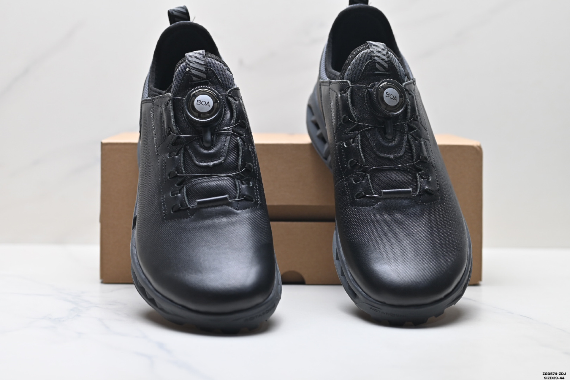 Ecco爱步 GOLF BIOM系列 牛皮 简约舒适 低帮 高尔夫球鞋-Top High Quatity Cheap Sneakers Fashion Clothing Clothes Bags handbags Shoes of all Brand wholesale With The best Quality And Beautiful Price from China Factory Chinese suppliers wholesaler seller Ecco爱步 GOLF BIOM系列 牛皮 简约舒适 低帮 高尔夫球鞋
