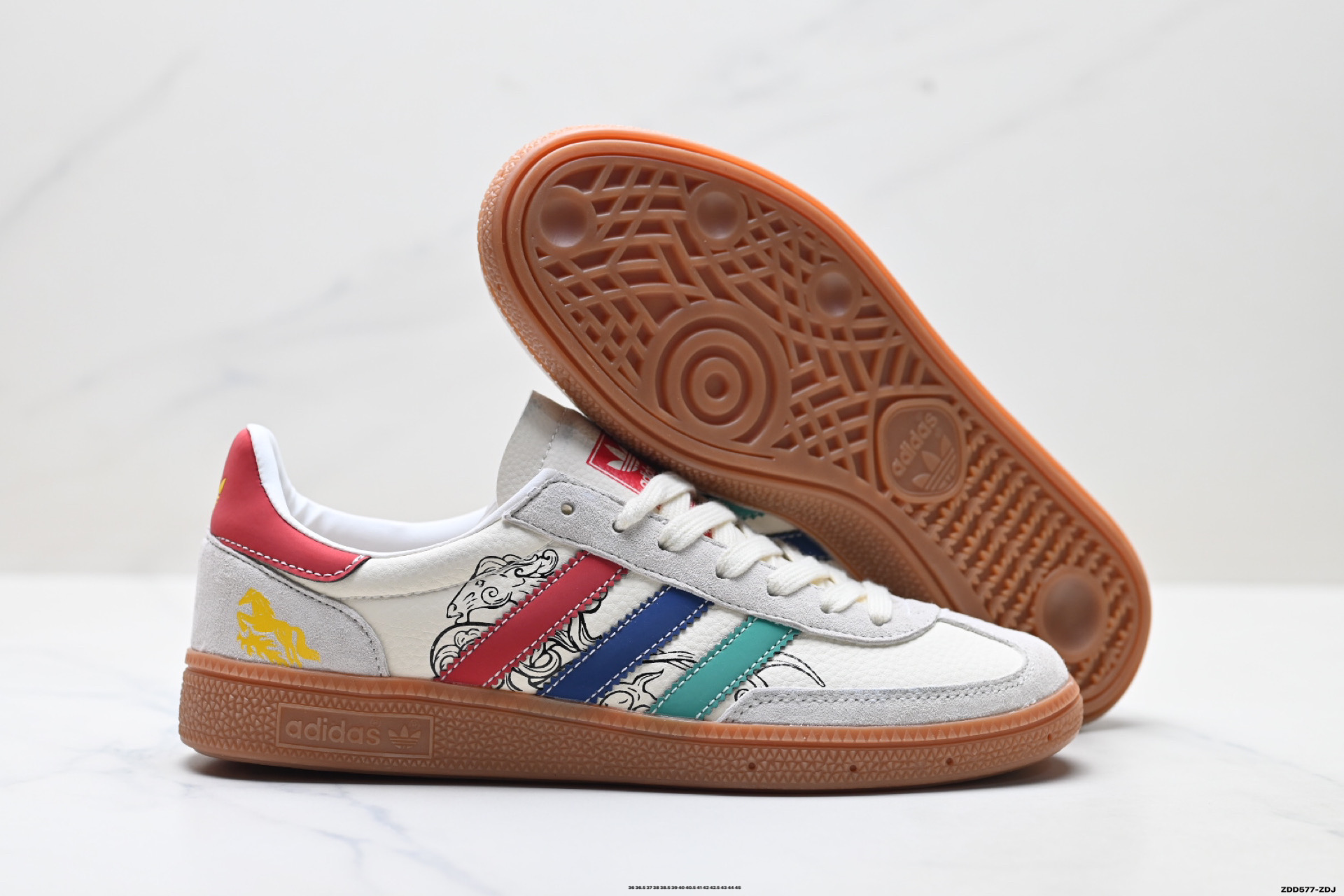 250 Adidas Originals Handball Spezial ‘DIY‘定制系列 阿迪达斯 三叶草百搭低帮休闲运动板鞋 SD6833