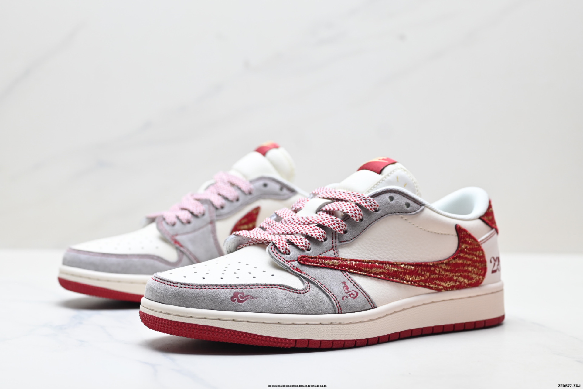 💰240
公司级✅Nike Air Jordan 1 x Travis Scott AJ1倒勾 乔一倒钩 ‘DIY’定制 耐克 低帮文化篮球鞋
完美品质出货 细节如图所示 鞋面切割工整 冲孔整齐干净 中底拉帮线 整体清洁度非常好
货号:LX1988-805
尺码:36 36.5 37.5 38 38.5 39 40 40.5 41 42 42.5 43 44 45
ID:ZED577-ZDJ