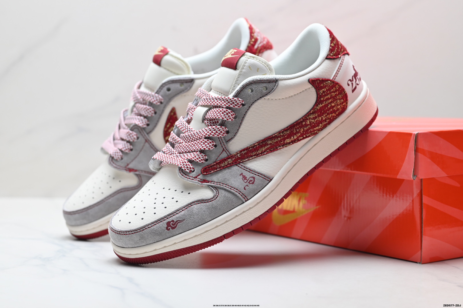 280 Nike Air Jordan 1 x Travis Scott AJ1倒勾 乔一倒钩 ‘DIY’定制 耐克 低帮文化篮球鞋 LX1988-805-Chinese UA Cheap High Quatity Brand Clothes Bags handbags Sneakers wholesale wholesaler seller from China Factory suppliers Fashion Clothing Shoes best Quality Beautiful Price 280 Nike Air Jordan 1 x Travis Scott AJ1倒勾 乔一倒钩 ‘DIY’定制 耐克 低帮文化篮球鞋 LX1988-805