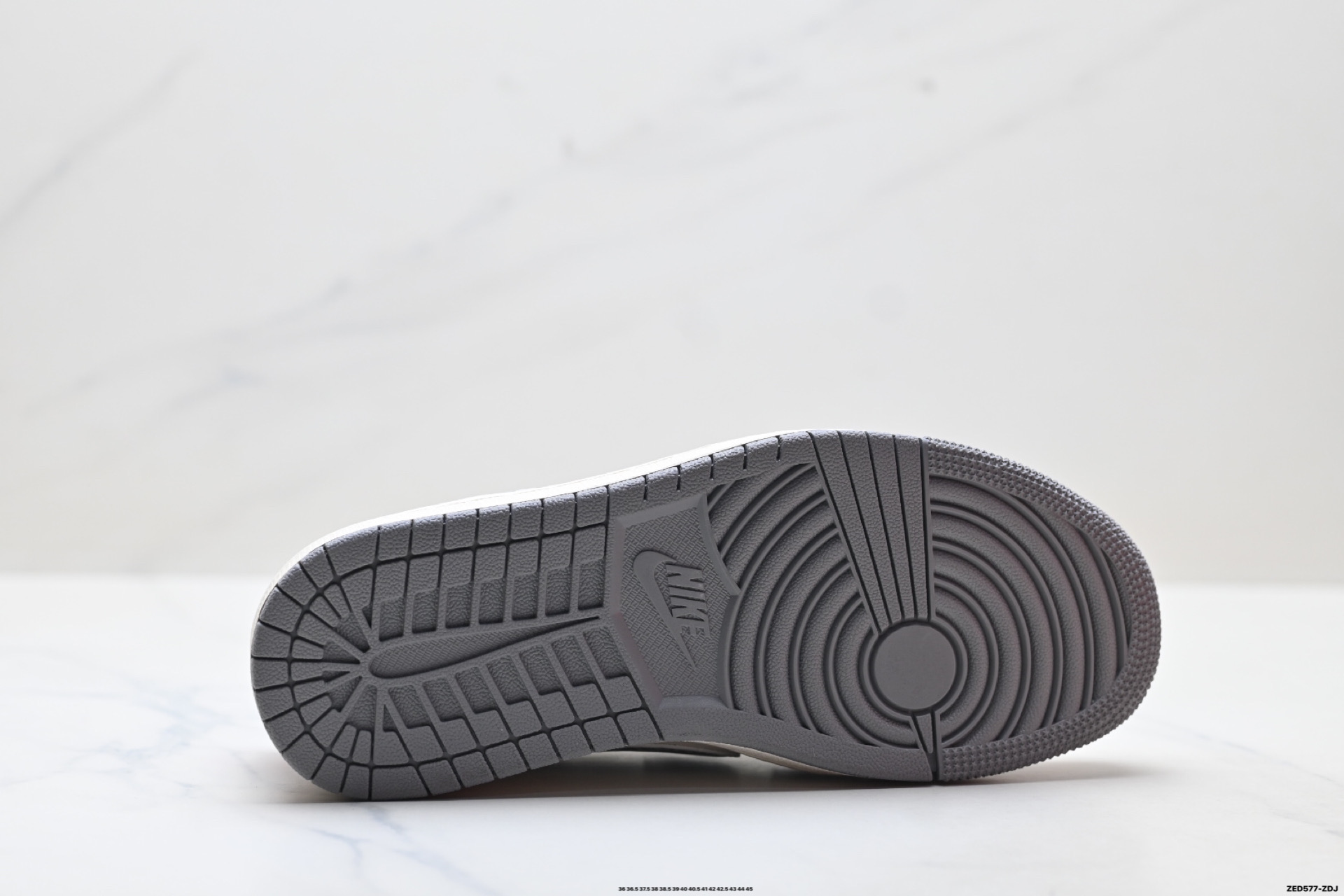 Nike Air Jordan 1 x Travis Scott AJ1倒勾 乔一倒钩 ‘DIY’定制 耐克 低帮文化篮球鞋 XT6998-165-Top High Quatity Cheap Sneakers Fashion Clothing Clothes Bags handbags Shoes of all Brand wholesale With The best Quality And Beautiful Price from China Factory Chinese suppliers wholesaler seller Nike Air Jordan 1 x Travis Scott AJ1倒勾 乔一倒钩 ‘DIY’定制 耐克 低帮文化篮球鞋 XT6998-165