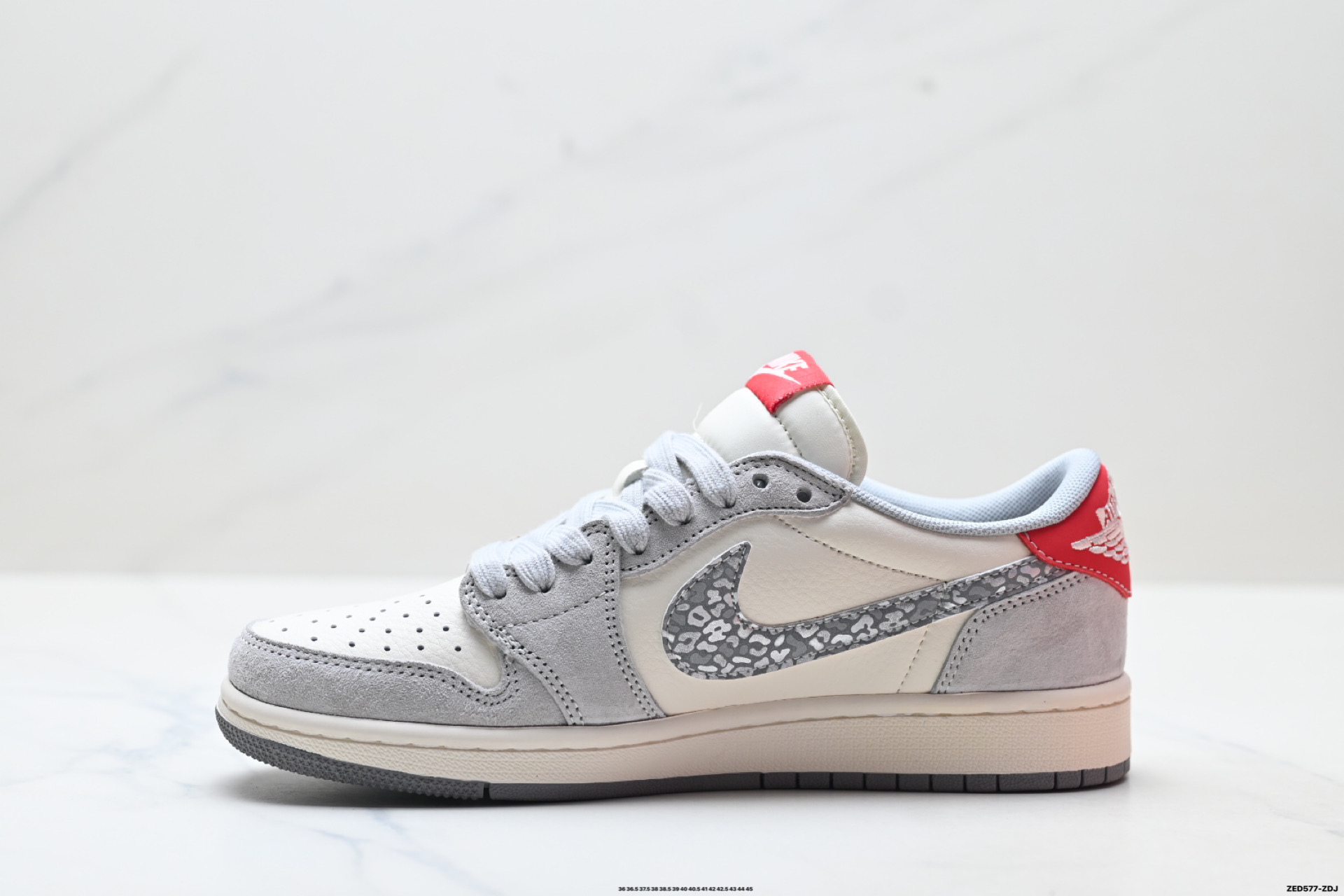 Nike Air Jordan 1 x Travis Scott AJ1倒勾 乔一倒钩 ‘DIY’定制 耐克 低帮文化篮球鞋 XT6998-165-Top High Quatity Cheap Sneakers Fashion Clothing Clothes Bags handbags Shoes of all Brand wholesale With The best Quality And Beautiful Price from China Factory Chinese suppliers wholesaler seller Nike Air Jordan 1 x Travis Scott AJ1倒勾 乔一倒钩 ‘DIY’定制 耐克 低帮文化篮球鞋 XT6998-165