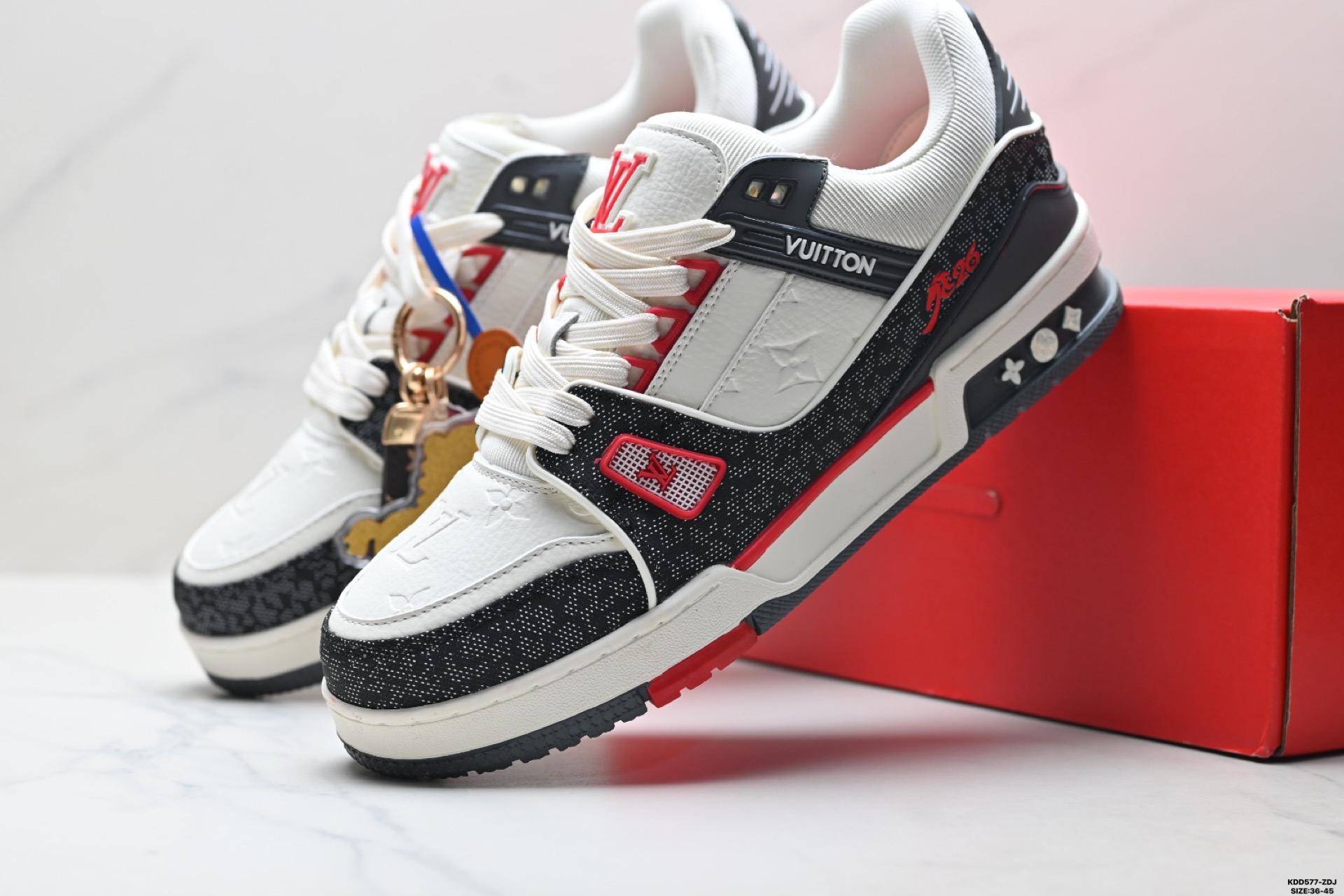 490 马年限定中国红礼盒Louis vuitton Trainer Sneaker Low 路易威登 休闲运动文化百搭板鞋-Chinese UA Cheap High Quatity Brand Clothes Bags handbags Sneakers wholesale wholesaler seller from China Factory suppliers Fashion Clothing Shoes best Quality Beautiful Price 490 马年限定中国红礼盒Louis vuitton Trainer Sneaker Low 路易威登 休闲运动文化百搭板鞋