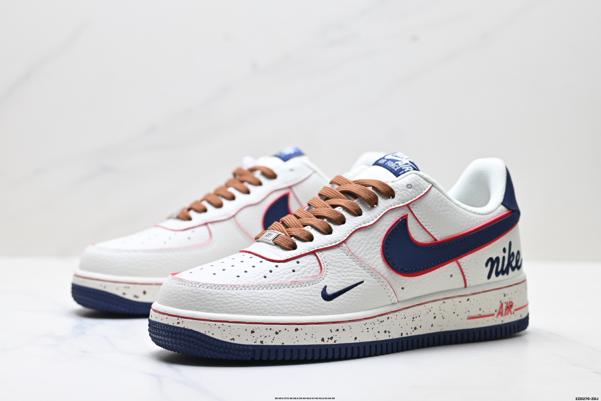 💰230
公司级✅NIKE AIR FORCE 1‘07 LV8
原楦头原纸板 打造纯正低帮空军版型
专注外贸渠道 全掌内置蜂窝气垫
原盒配件 原厂中底钢印、拉帮完美
货号:NH0601-545
Size:36 36.5 37.5 38 38.5 39 40 40.5 41 42 42.5 43 44 45
ID:ZZD270-ZDJ
