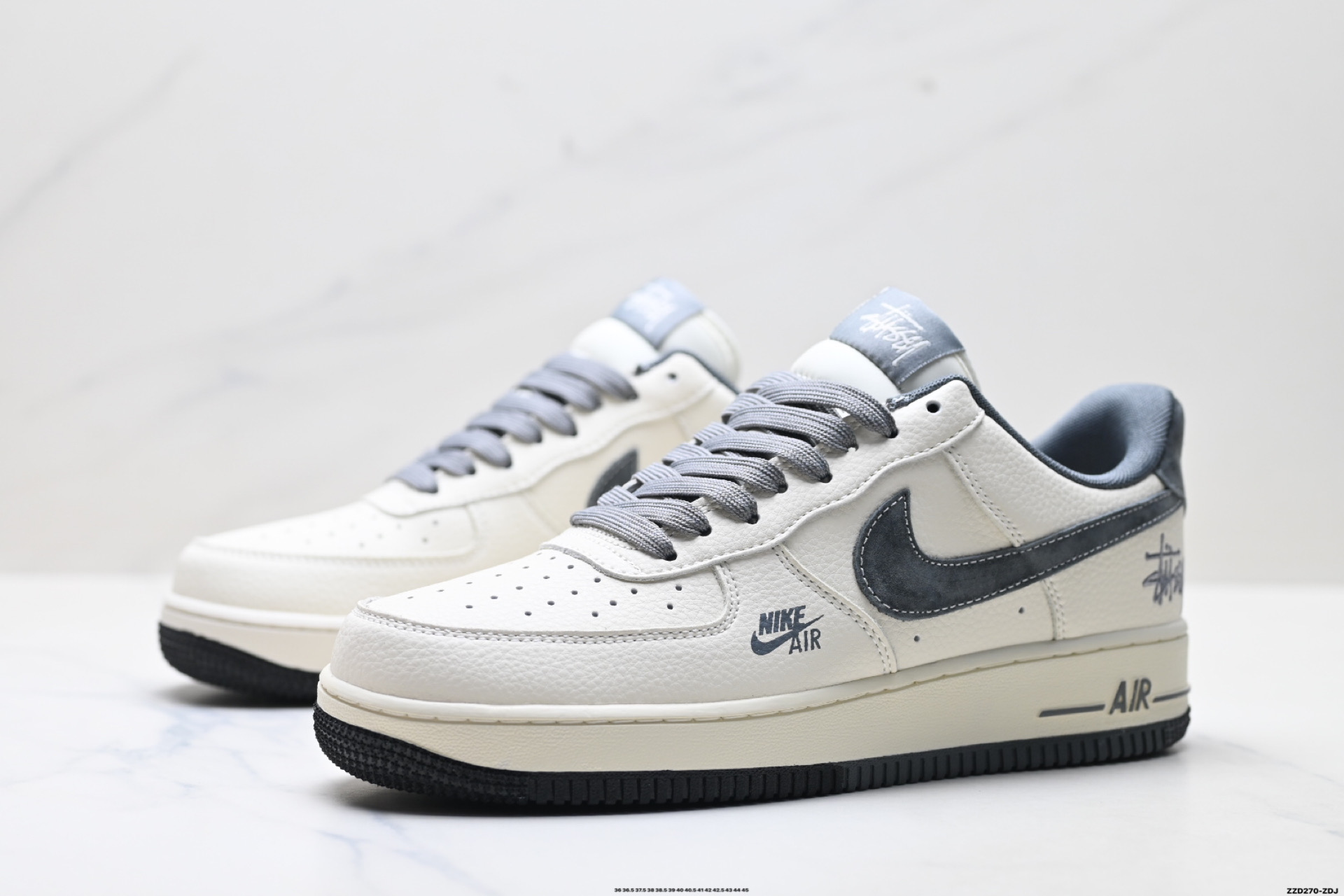 💰230
公司级✅NIKE AIR FORCE 1‘07 LV8
原楦头原纸板 打造纯正低帮空军版型
专注外贸渠道 全掌内置蜂窝气垫 
原盒配件 原厂中底钢印、拉帮完美
货号:DN1688-814
Size:36 36.5 37.5 38 38.5 39 40 40.5 41 42 42.5 43 44 45 
ID:ZZD270-ZDJ
