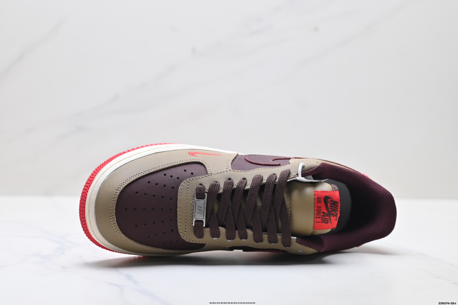 💰230
公司级✅NIKE AIR FORCE 1‘07 LV8
原楦头原纸板 打造纯正低帮空军版型
专注外贸渠道 全掌内置蜂窝气垫
原盒配件 原厂中底钢印、拉帮完美
货号:DH2920-111
Size:36 36.5 37.5 38 38.5 39 40 40.5 41 42 42.5 43 44 45
ID:ZZD270-ZDJ