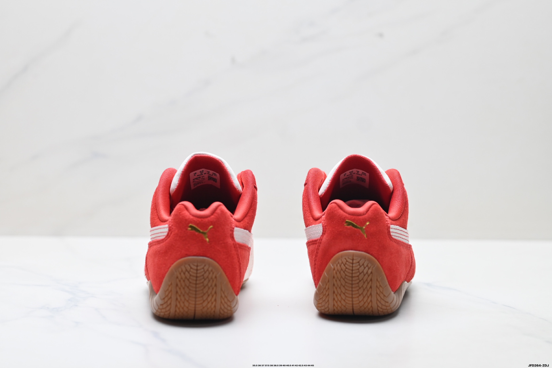 💰160
公司级✅Puma Speedcat OG 彪马 马年限定 CNY新年款 防滑耐磨生活休闲 运动鞋
极速赛车系列 复古运动休闲跑鞋 充正版本 鞋面设计轻量透气 提供了舒适性和穿着感受 柔软内里材质 穿着更加舒适 橡胶鞋底提供持久的牵引力
官方货号:408848-01
尺码:35.5 36 37 37.5 38 38.5 39 40 40.5 41 42 42.5 43 44 45
ID:JFD264-ZDJ