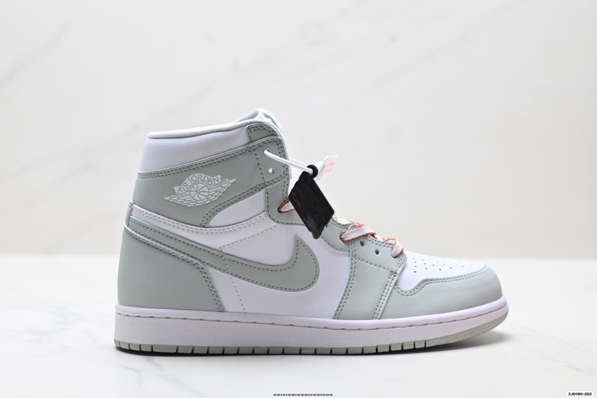 _dvF9sia9rh_i_5k2eKRGD2R2VWXPXkyIigU1f-A