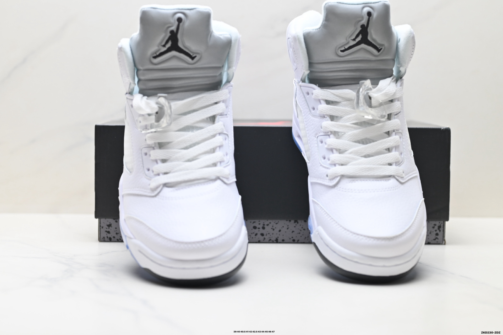 Nike Air Jordan 5 Retro High迈克尔 乔丹 AJ5 高帮 减震防滑篮球鞋 HQ7978-103-Top High Quatity Cheap Sneakers Fashion Clothing Clothes Bags handbags Shoes of all Brand wholesale With The best Quality And Beautiful Price from China Factory Chinese suppliers wholesaler seller Nike Air Jordan 5 Retro High迈克尔 乔丹 AJ5 高帮 减震防滑篮球鞋 HQ7978-103