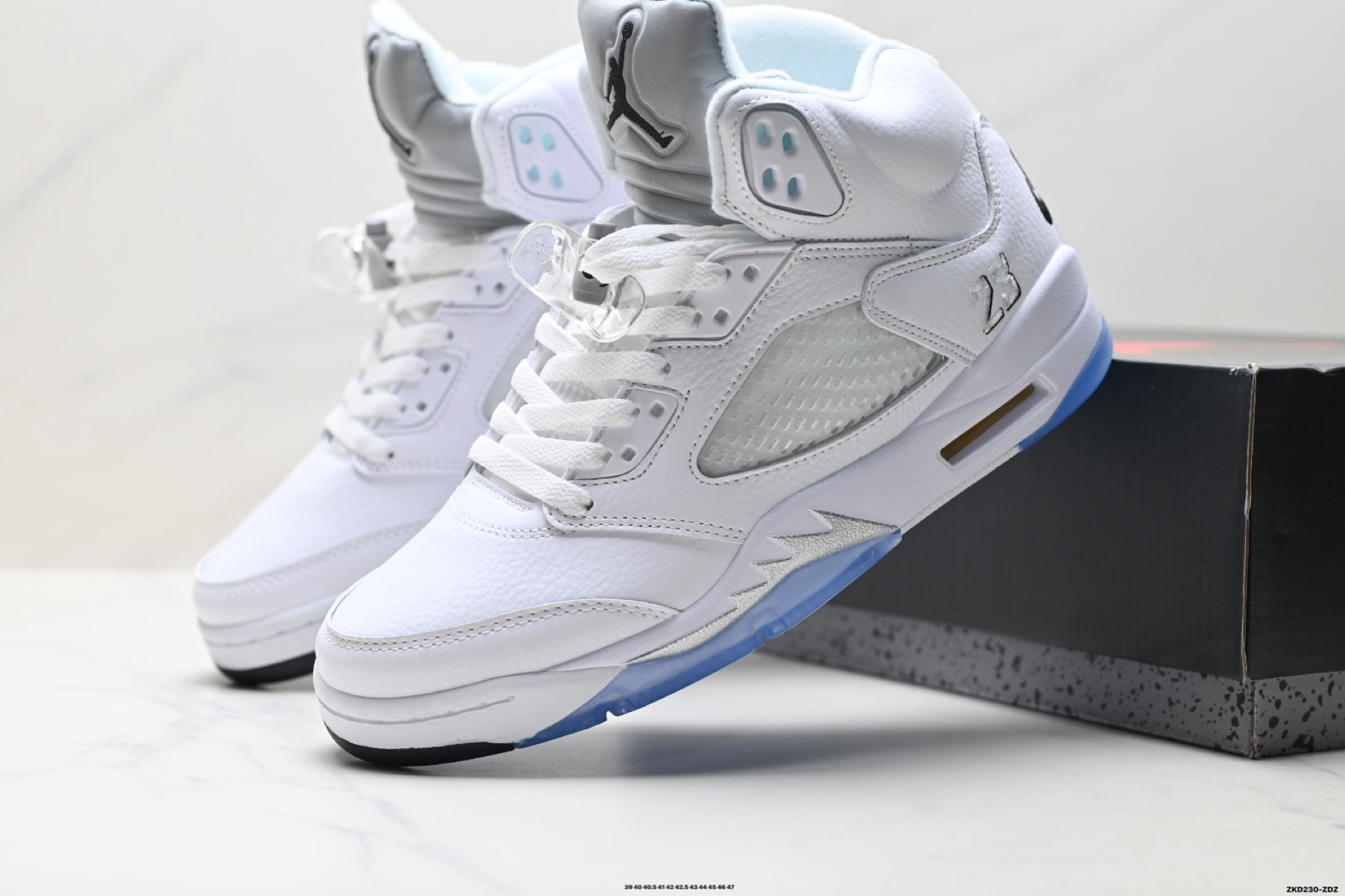 Nike Air Jordan 5 Retro High迈克尔 乔丹 AJ5 高帮 减震防滑篮球鞋 HQ7978-103-Top High Quatity Cheap Sneakers Fashion Clothing Clothes Bags handbags Shoes of all Brand wholesale With The best Quality And Beautiful Price from China Factory Chinese suppliers wholesaler seller Nike Air Jordan 5 Retro High迈克尔 乔丹 AJ5 高帮 减震防滑篮球鞋 HQ7978-103