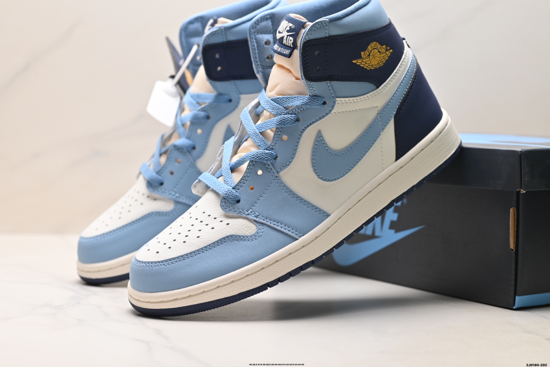 Nike Air Jordan 1 Retro High AJ1代迈克尔·乔丹高帮耐克经典复古百搭休闲文化运动篮球鞋 DZ5485-400-Top High Quatity Cheap Sneakers Fashion Clothing Clothes Bags handbags Shoes of all Brand wholesale With The best Quality And Beautiful Price from China Factory Chinese suppliers wholesaler seller Nike Air Jordan 1 Retro High AJ1代迈克尔·乔丹高帮耐克经典复古百搭休闲文化运动篮球鞋 DZ5485-400