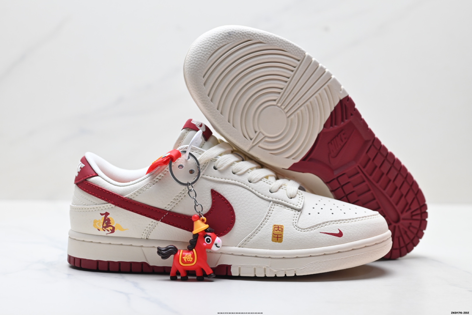 290 Nike Dunk Low Retro ‘DIY高端定制’耐克 低帮休闲运动板鞋 MZ9588-858-Chinese UA Cheap High Quatity Brand Clothes Bags handbags Sneakers wholesale wholesaler seller from China Factory suppliers Fashion Clothing Shoes best Quality Beautiful Price 290 Nike Dunk Low Retro ‘DIY高端定制’耐克 低帮休闲运动板鞋 MZ9588-858