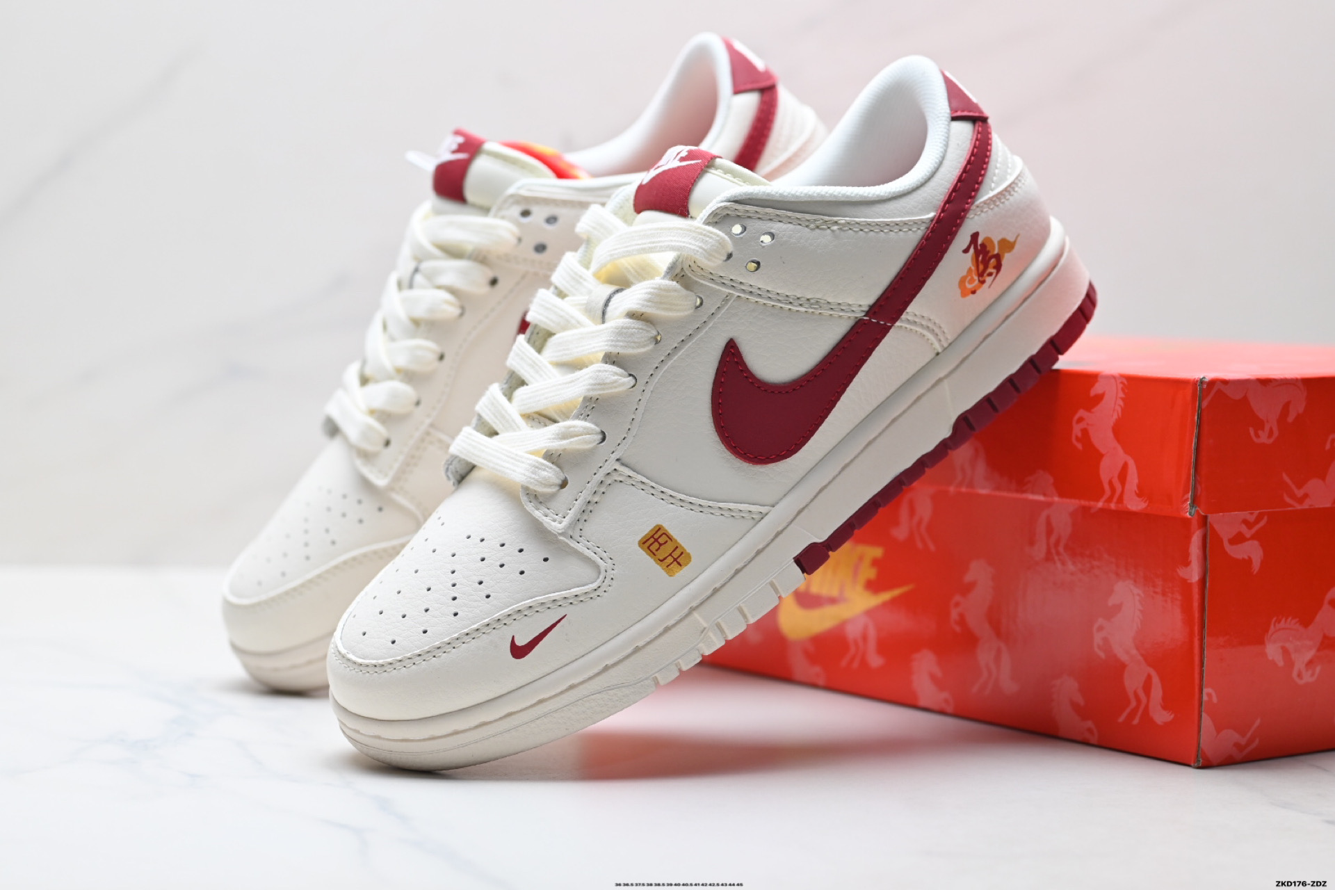 290 Nike Dunk Low Retro ‘DIY高端定制’耐克 低帮休闲运动板鞋 MZ9588-858-Chinese UA Cheap High Quatity Brand Clothes Bags handbags Sneakers wholesale wholesaler seller from China Factory suppliers Fashion Clothing Shoes best Quality Beautiful Price 290 Nike Dunk Low Retro ‘DIY高端定制’耐克 低帮休闲运动板鞋 MZ9588-858