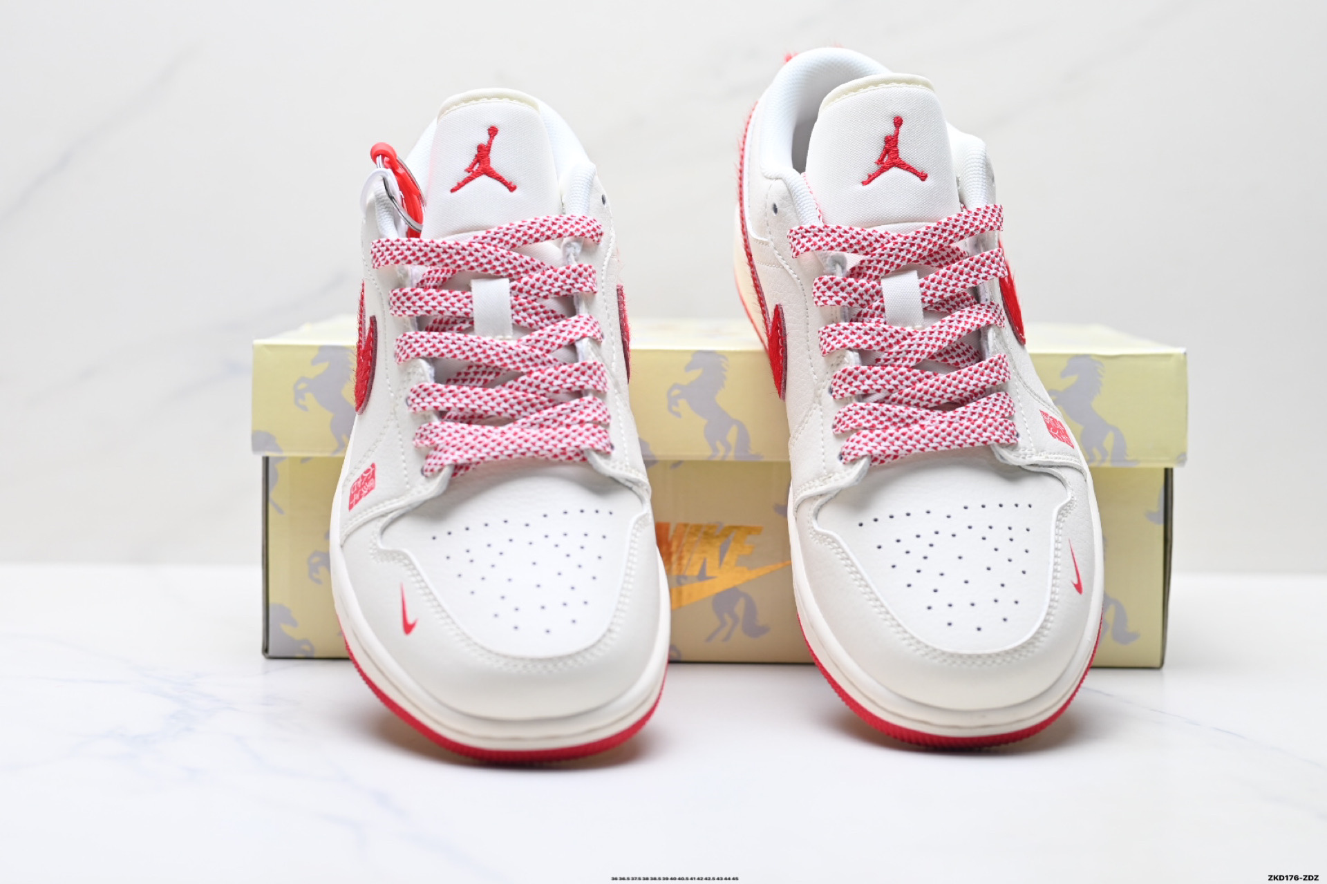 Nike Air Jordan 1 Low AJ1乔1低帮休闲板鞋 MZ9588-845-Top High Quatity Cheap Sneakers Fashion Clothing Clothes Bags handbags Shoes of all Brand wholesale With The best Quality And Beautiful Price from China Factory Chinese suppliers wholesaler seller Nike Air Jordan 1 Low AJ1乔1低帮休闲板鞋 MZ9588-845