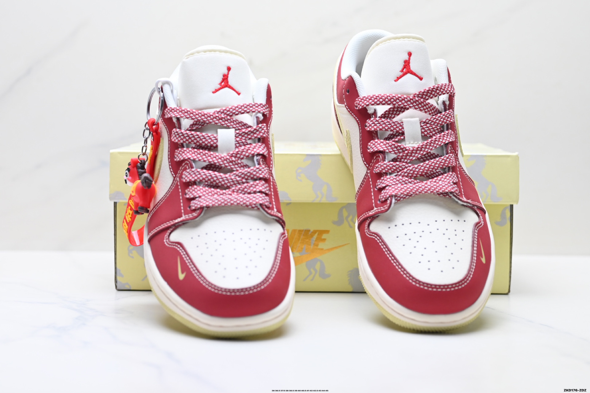 Nike Air Jordan 1 Low AJ1乔1低帮休闲板鞋 MZ9588-849-Top High Quatity Cheap Sneakers Fashion Clothing Clothes Bags handbags Shoes of all Brand wholesale With The best Quality And Beautiful Price from China Factory Chinese suppliers wholesaler seller Nike Air Jordan 1 Low AJ1乔1低帮休闲板鞋 MZ9588-849