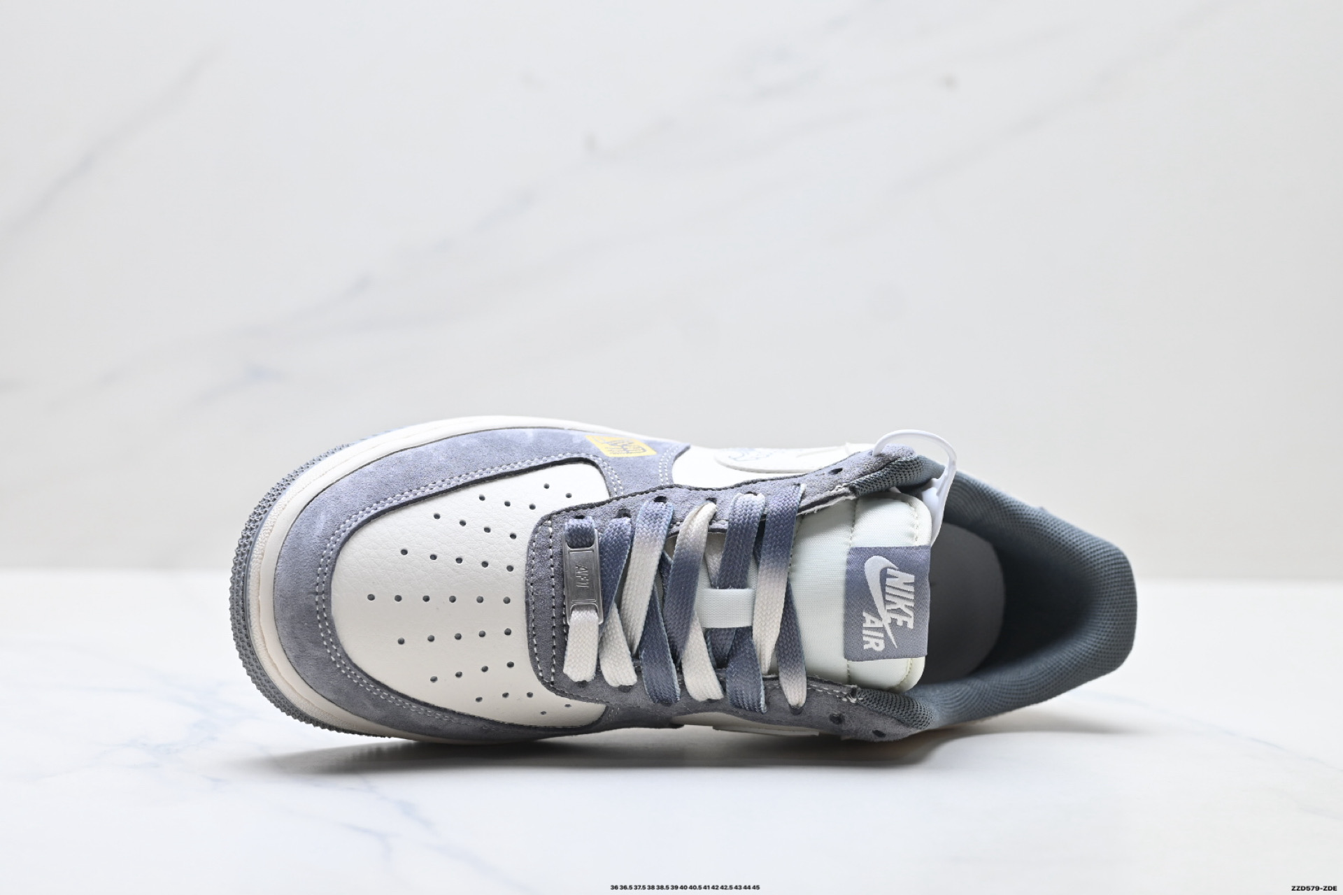 270 NIKE AIR FORCE 1‘07 LV8 DX3688-204