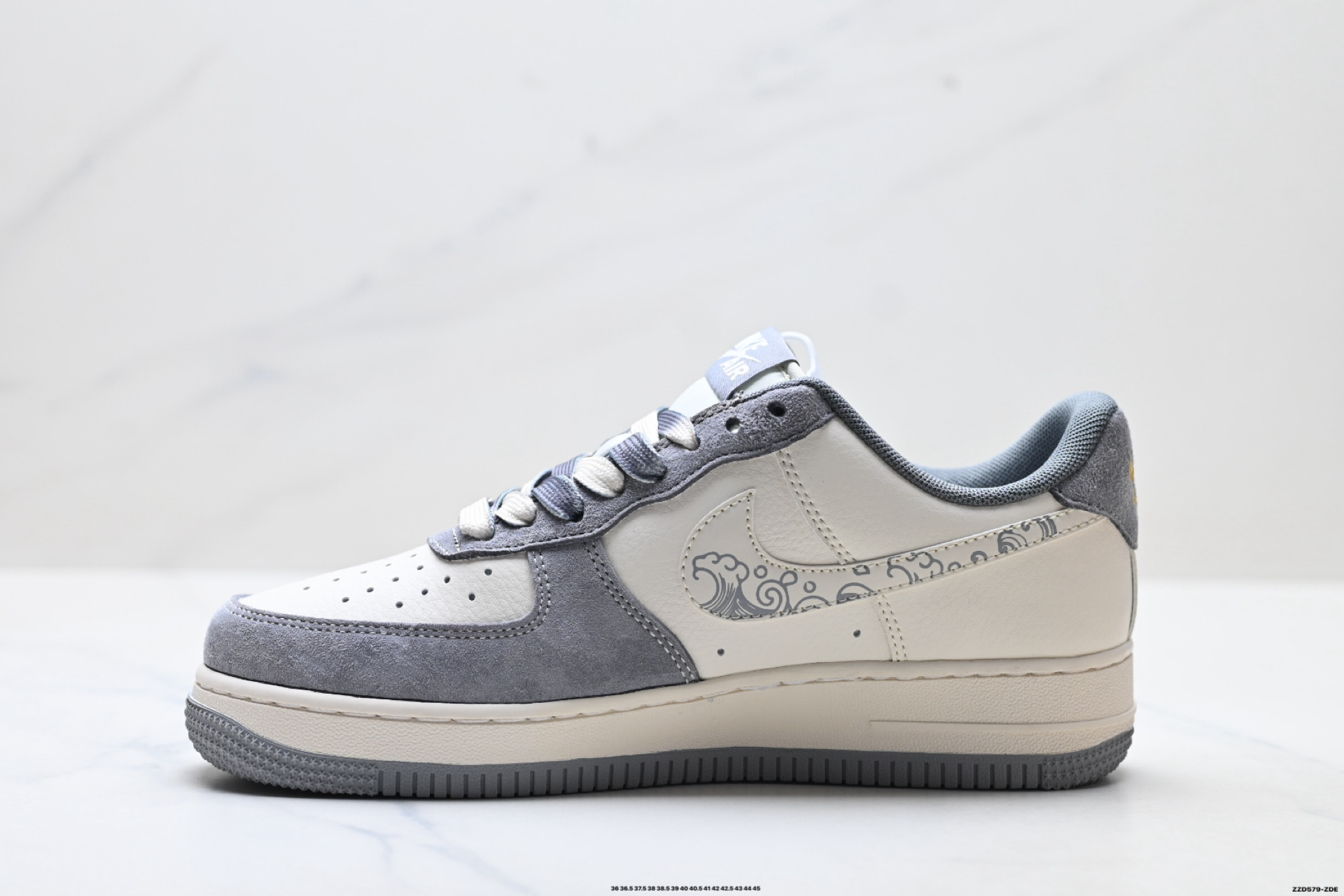 270 NIKE AIR FORCE 1‘07 LV8 DX3688-204