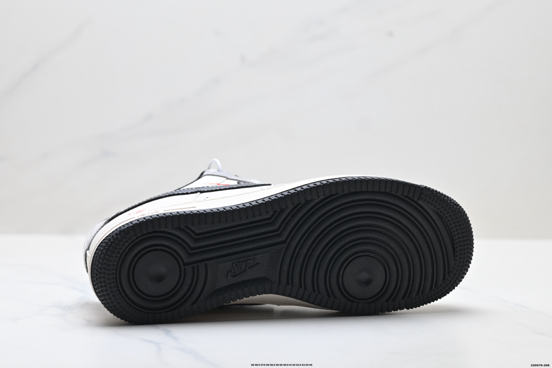 NIKE AIR FORCE 1‘07 LV8 JJ3688-208