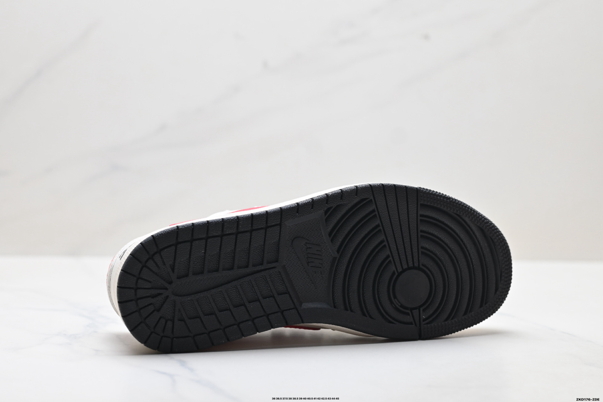 290 Nike Air Jordan 1 x Travis Scott AJ1倒勾 乔一倒钩 ‘DIY’定制 耐克 低帮文化篮球鞋 QW5288-140-Chinese UA Cheap High Quatity Brand Clothes Bags handbags Sneakers wholesale wholesaler seller from China Factory suppliers Fashion Clothing Shoes best Quality Beautiful Price 290 Nike Air Jordan 1 x Travis Scott AJ1倒勾 乔一倒钩 ‘DIY’定制 耐克 低帮文化篮球鞋 QW5288-140
