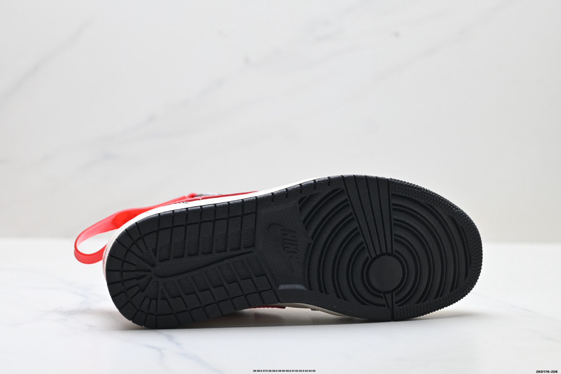 Nike Air Jordan 1 Low AJ1乔1低帮休闲板鞋 MZ9588-839-Top High Quatity Cheap Sneakers Fashion Clothing Clothes Bags handbags Shoes of all Brand wholesale With The best Quality And Beautiful Price from China Factory Chinese suppliers wholesaler seller Nike Air Jordan 1 Low AJ1乔1低帮休闲板鞋 MZ9588-839