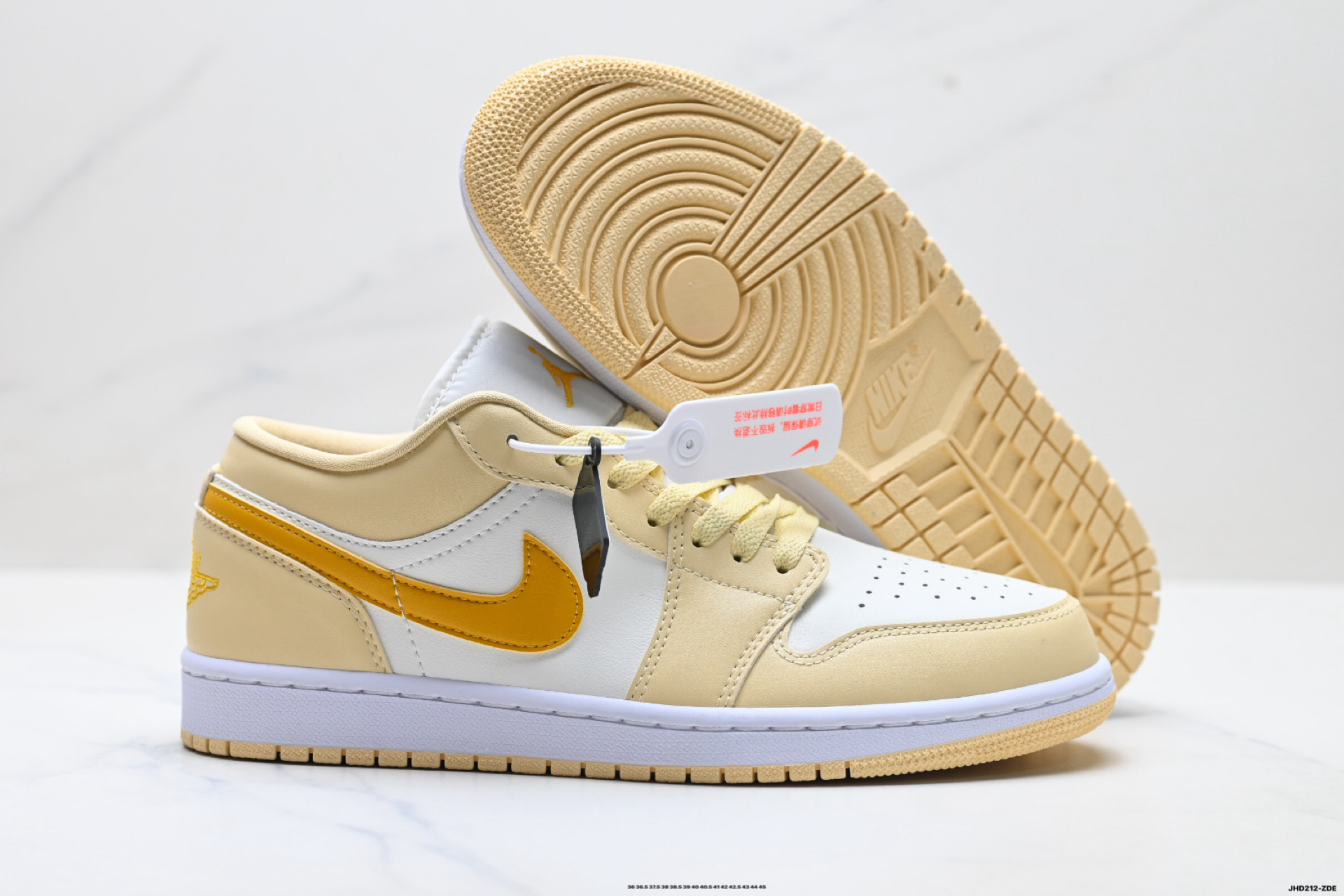 Nike Air Jordan 1 Low 耐克 AJ1乔1低帮休闲板鞋 DC0774-170