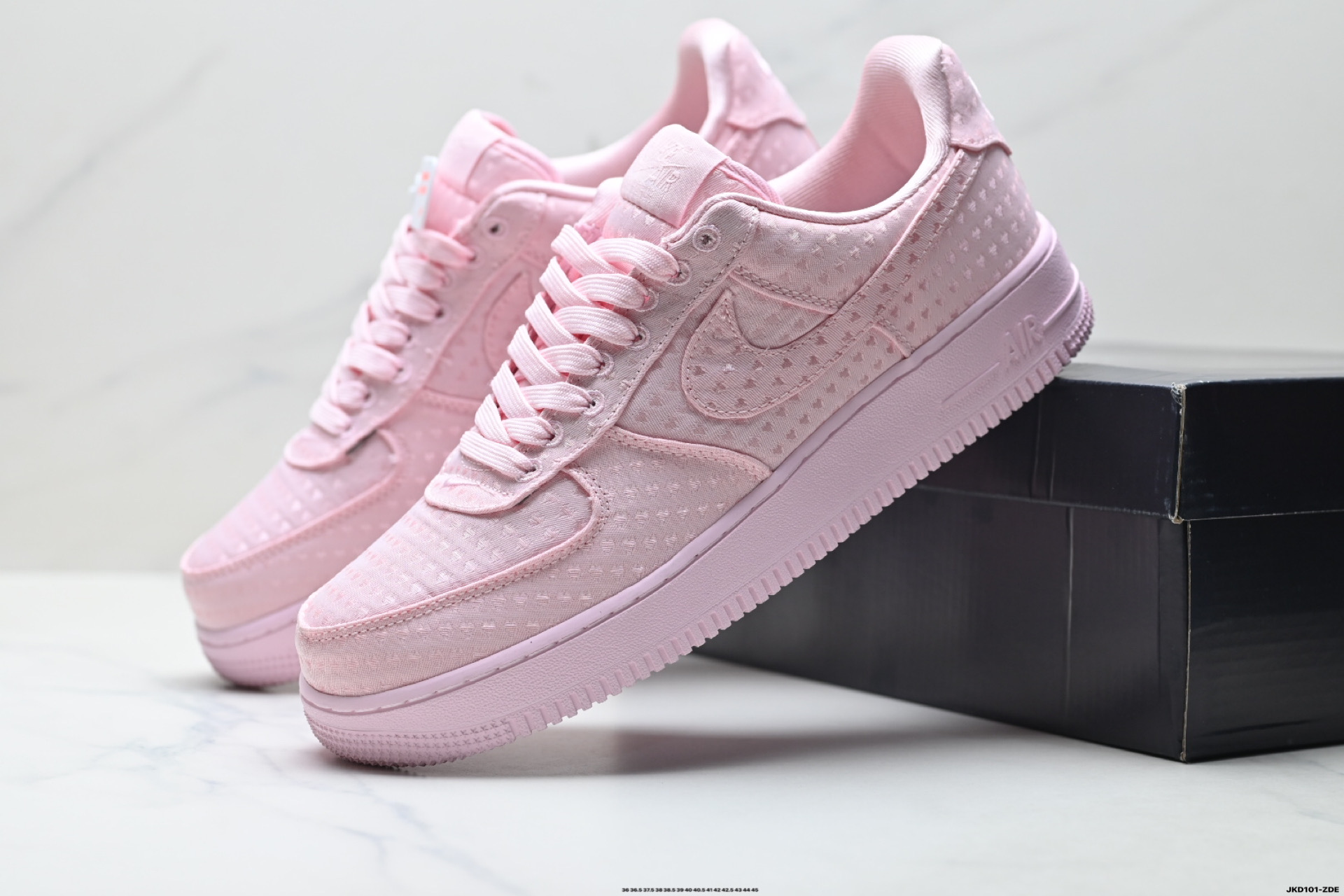 180 耐克Nike Air Force 1’07空军一号低帮百搭休闲运动板鞋 IQ9965-001-Chinese UA Cheap High Quatity Brand Clothes Bags handbags Sneakers wholesale wholesaler seller from China Factory suppliers Fashion Clothing Shoes best Quality Beautiful Price 180 耐克Nike Air Force 1’07空军一号低帮百搭休闲运动板鞋 IQ9965-001
