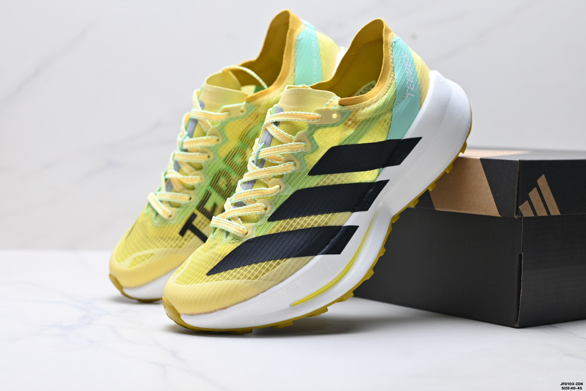 190 Adidas TERREX 阿迪达斯 系带缓震轻质 舒适百搭 低帮马拉松运动跑步鞋 JS3526-Chinese UA Cheap High Quatity Brand Clothes Bags handbags Sneakers wholesale wholesaler seller from China Factory suppliers Fashion Clothing Shoes best Quality Beautiful Price 190 Adidas TERREX 阿迪达斯 系带缓震轻质 舒适百搭 低帮马拉松运动跑步鞋 JS3526