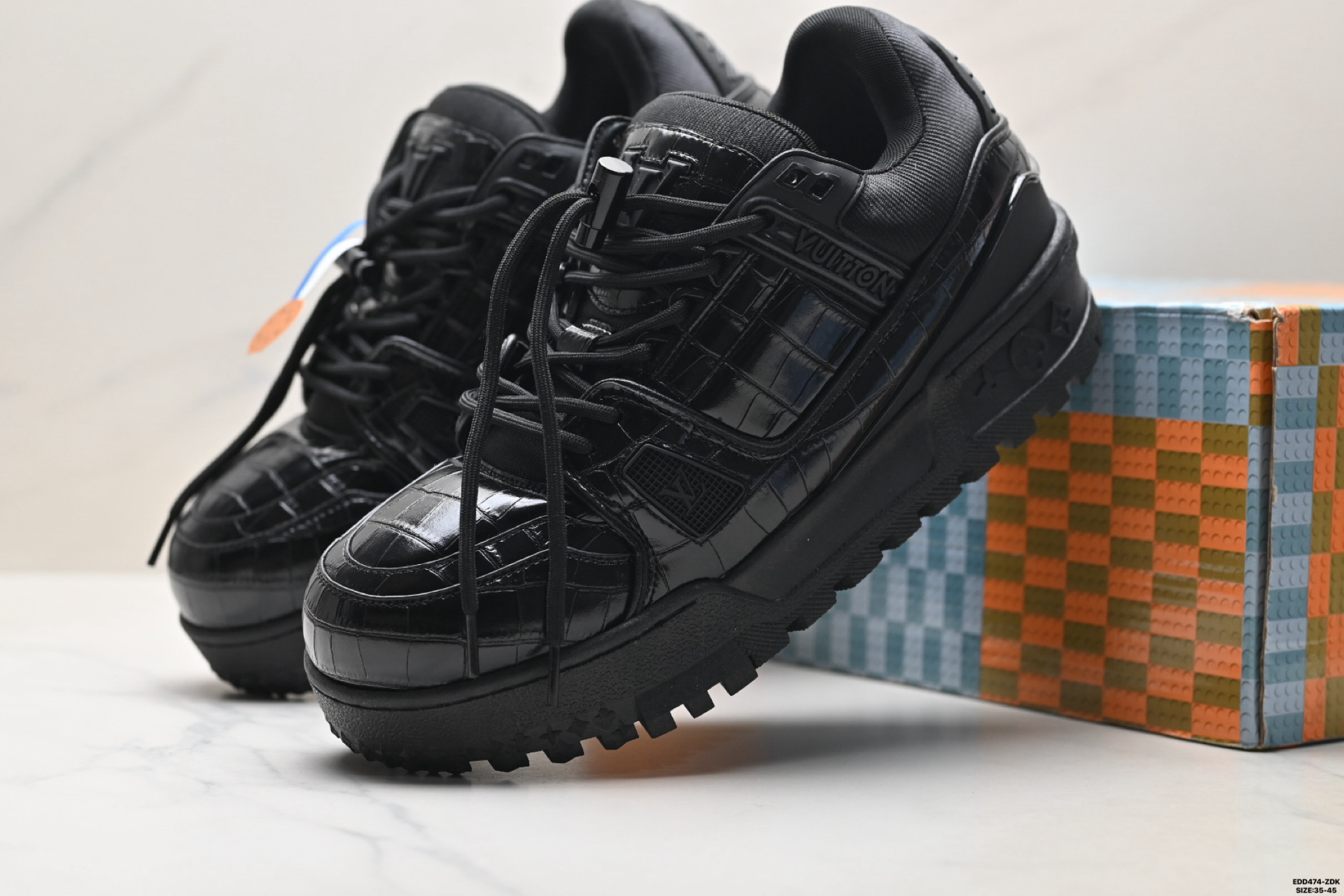 LV路易威登Louis Vuitton Trainer Maxi Low Sneaker 面包版马克西系列低帮休闲运动文化百搭篮球板鞋-Top High Quatity Cheap Sneakers Fashion Clothing Clothes Bags handbags Shoes of all Brand wholesale With The best Quality And Beautiful Price from China Factory Chinese suppliers wholesaler seller LV路易威登Louis Vuitton Trainer Maxi Low Sneaker 面包版马克西系列低帮休闲运动文化百搭篮球板鞋